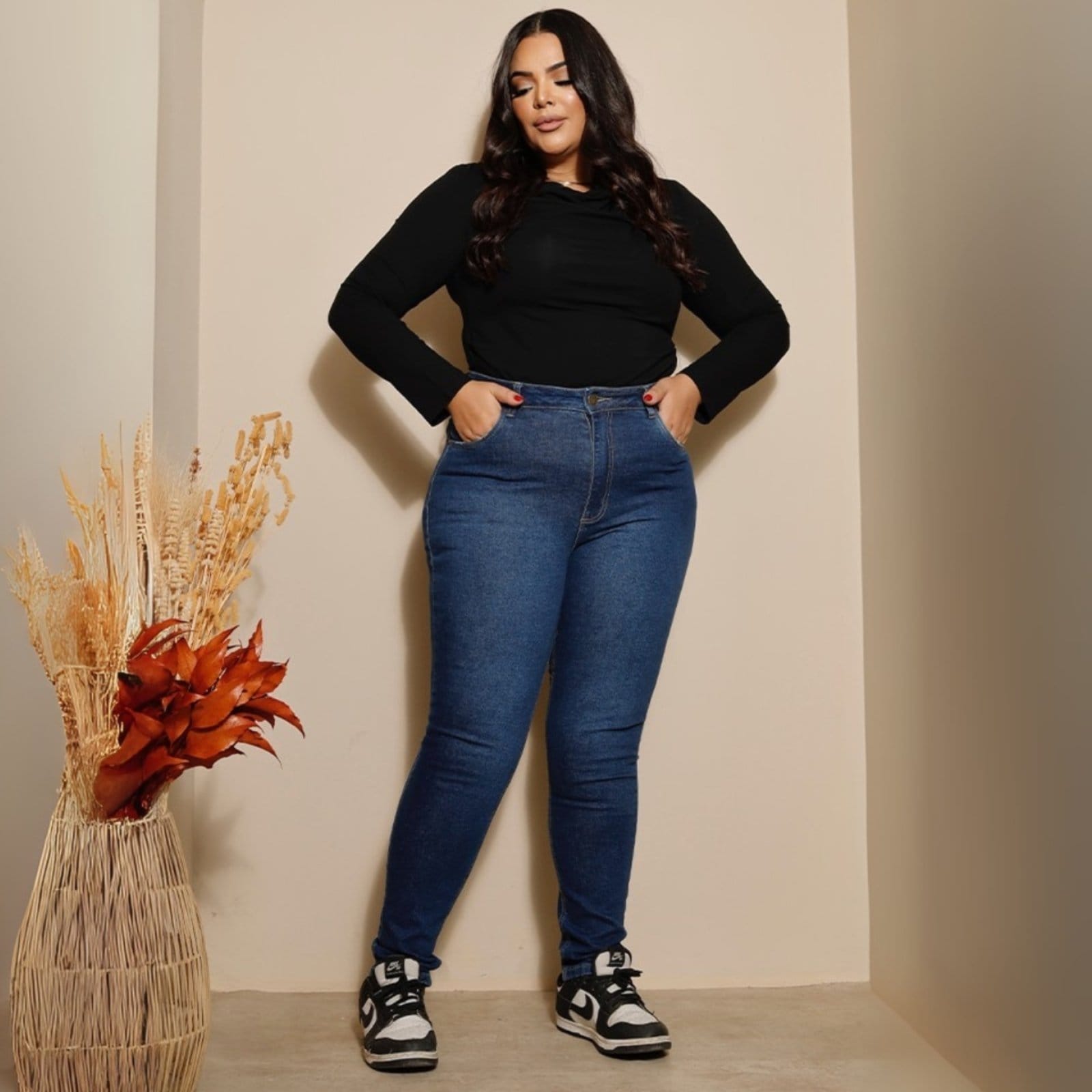 Vista 2 Calça Jeans Skinny Barra Normal Curvy Feminina Revanche Libisosa Revanche unico