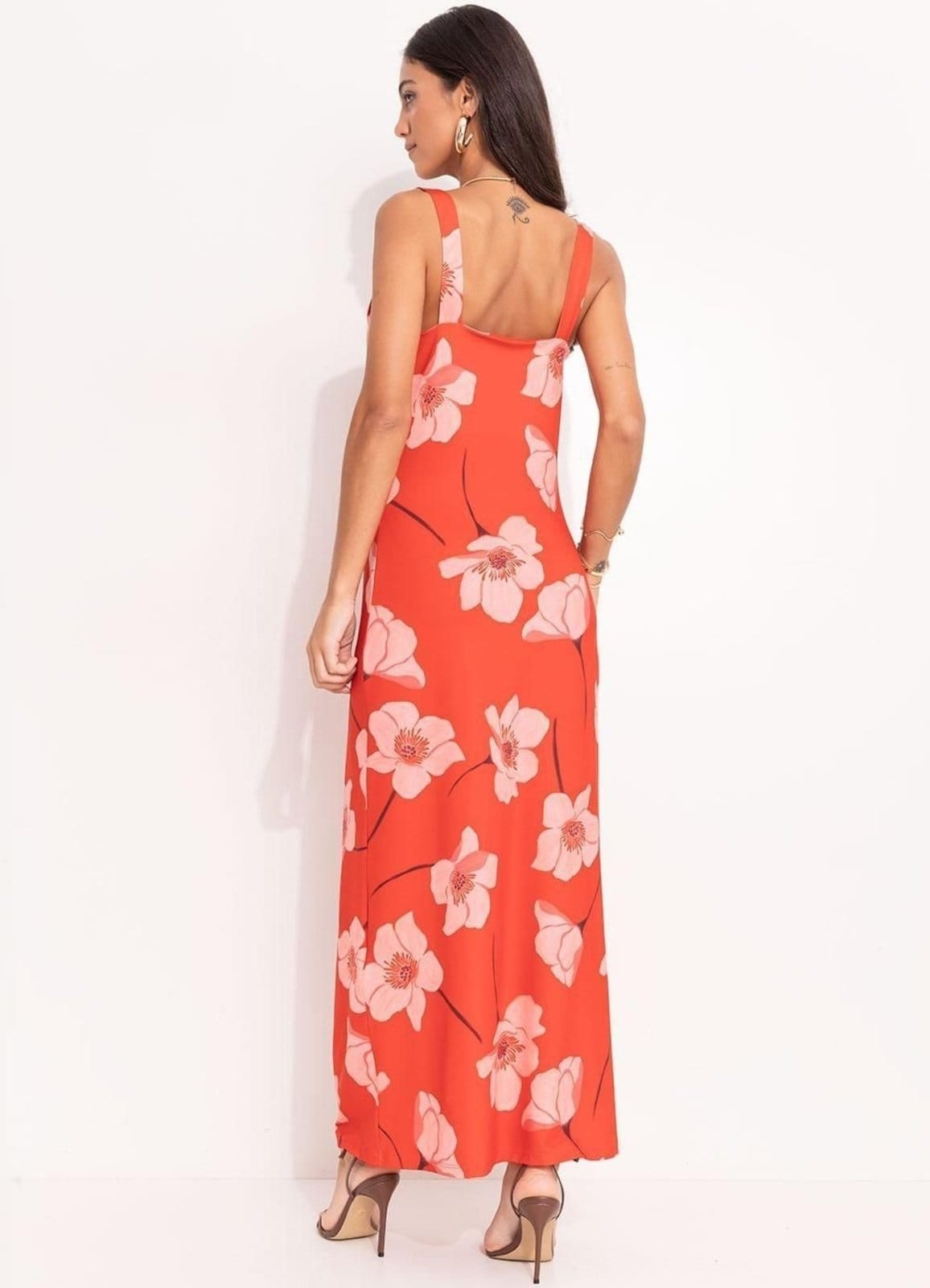 Vista 2 Vestido Longo Malha Fria Flores Colorido Quintess vermelho