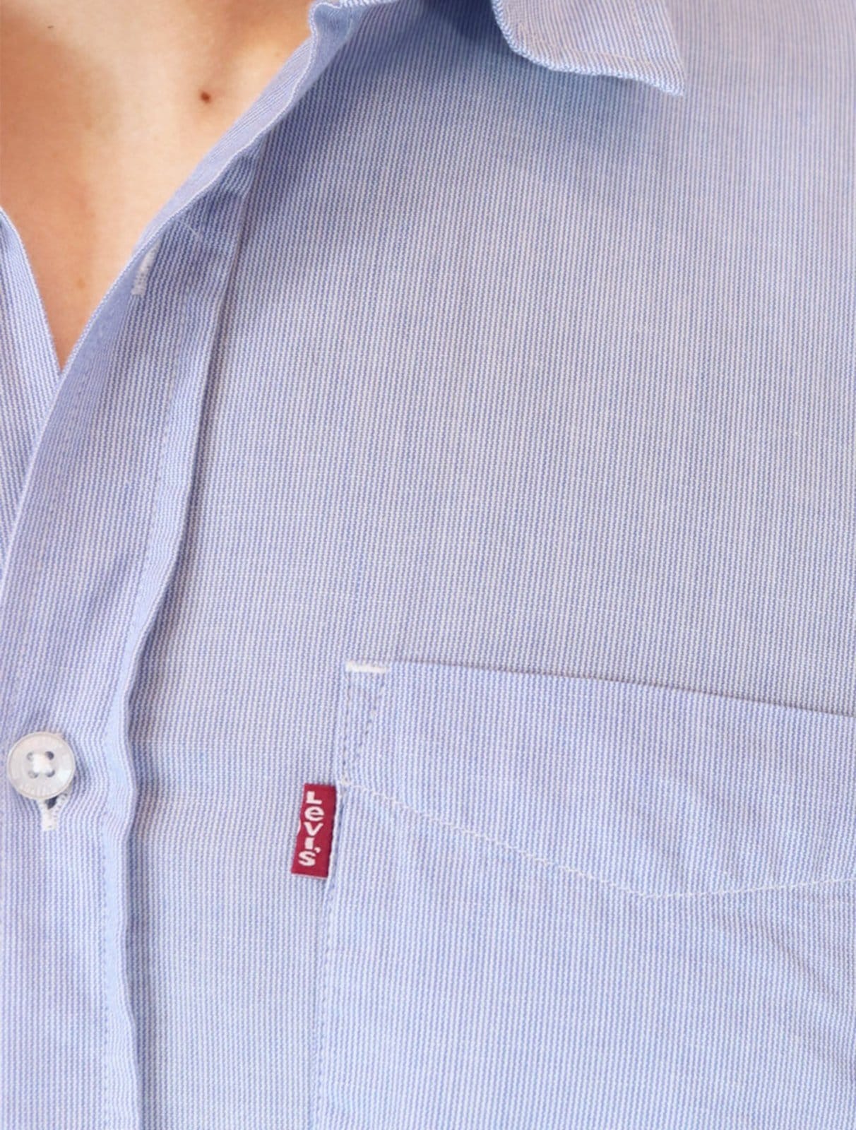 Vista 2 Camisa Levis Relaxed Oxford Authentic Button Down Listrada Claro Levis azul