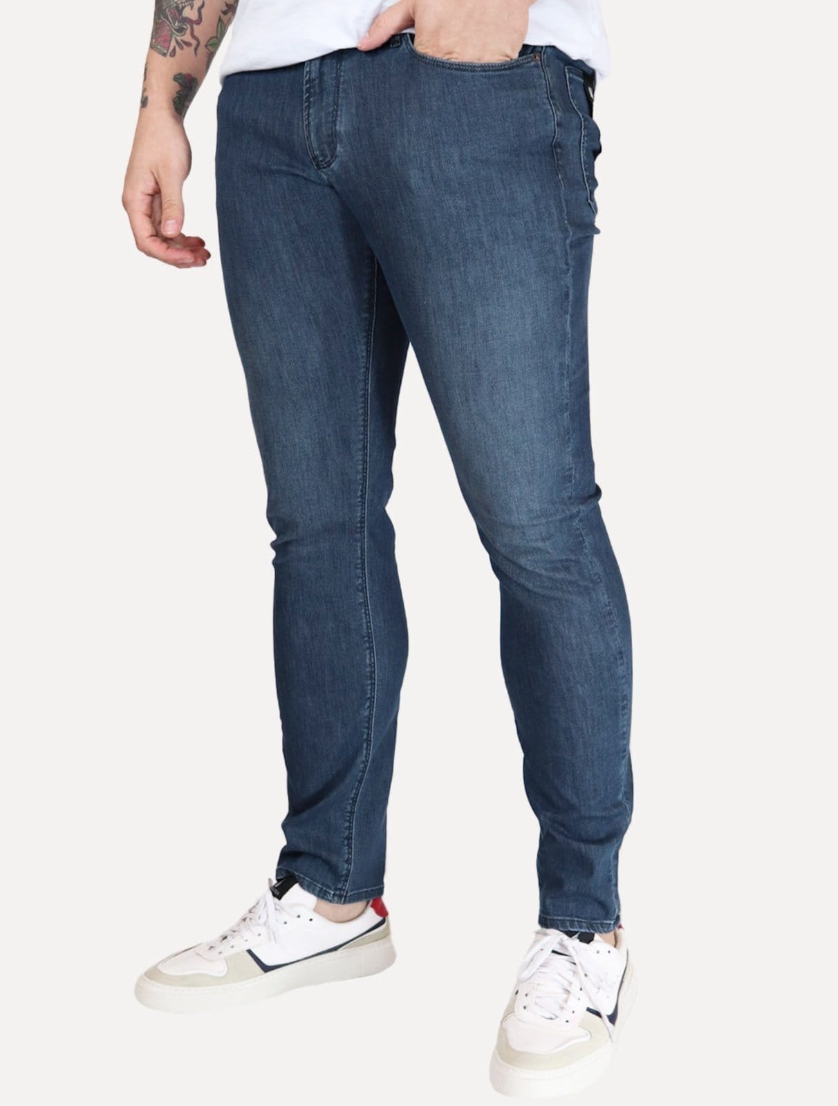 Calça Jeans Empório Armani Masculina J06 Slim Fit 5 Pockets Índigo