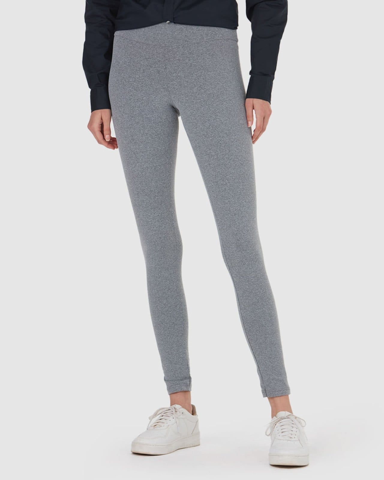 Vista 2 Calça Legging Básica Feminina Em Malha Supplex® Malwee cinza