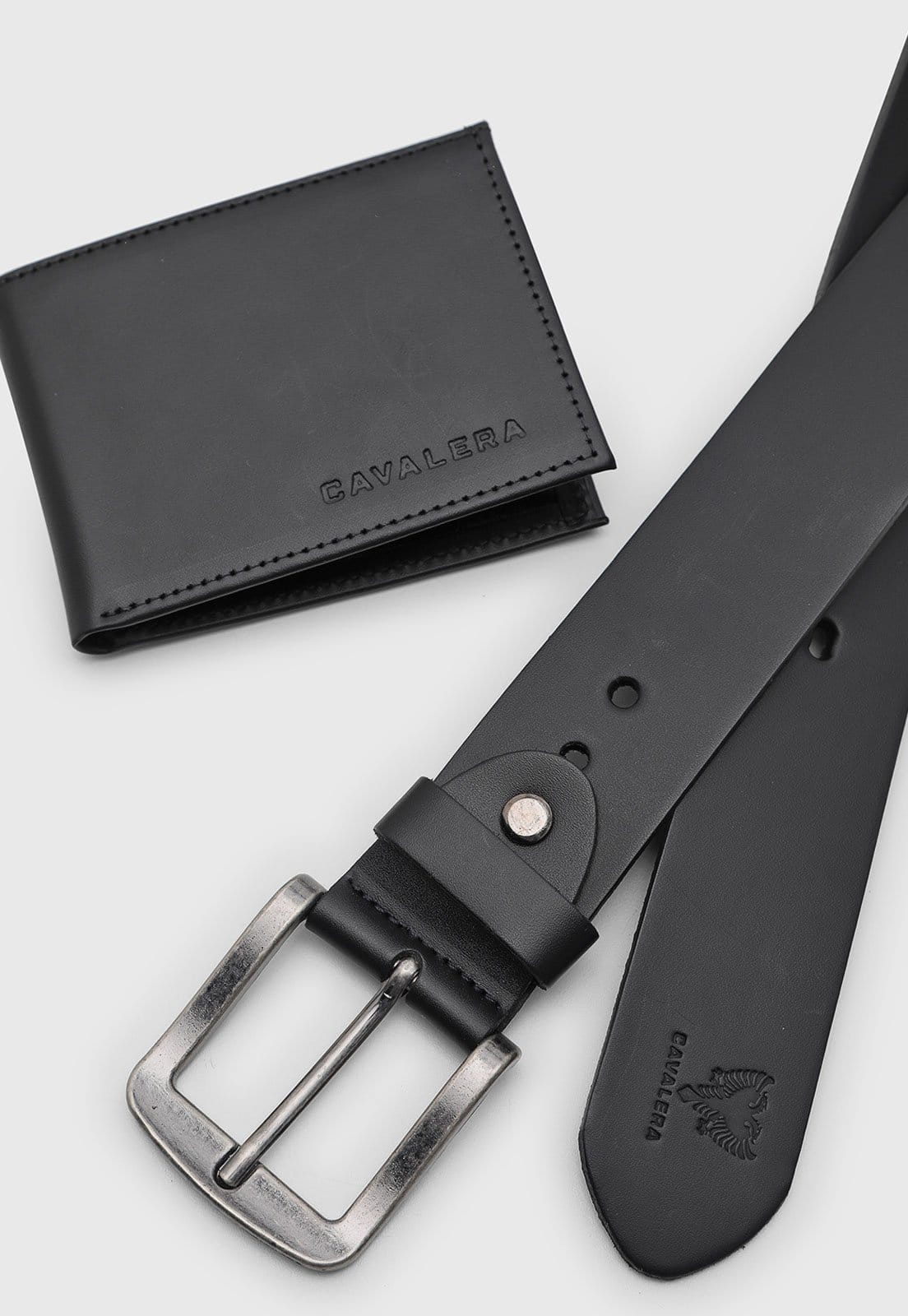 Vista 2 Kit Cinto Masculino Cavalera e Carteira Preta Cavalera preto