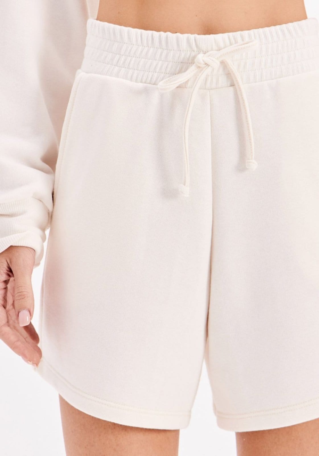 Vista 2 Short Moletom Cintura Alta My Favorite Things branco