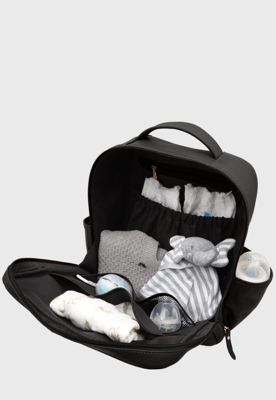 Vista 2 Mochila Maternidade Couro Mariart Mandacaru Preta Mariart preto