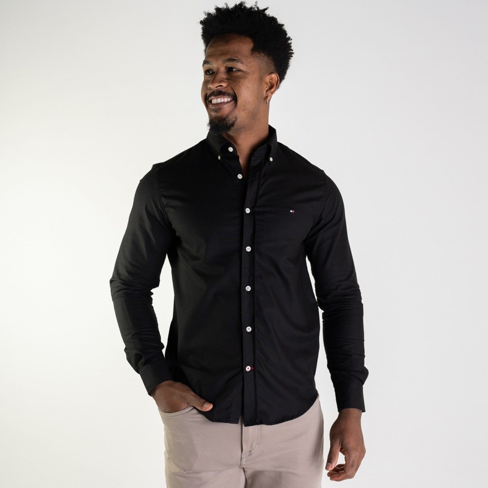 Camisa Tommy Hilfiger Classic Regular Fit Preta