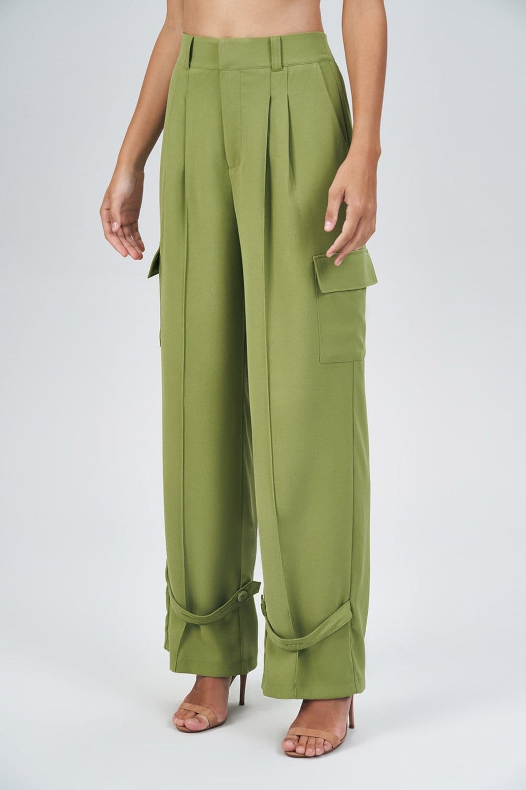 Calça Acetinada Cargo Com Amarração Feminina Acostamento