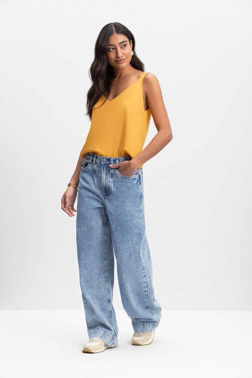 Calça jeans wide leg feminina Essendi