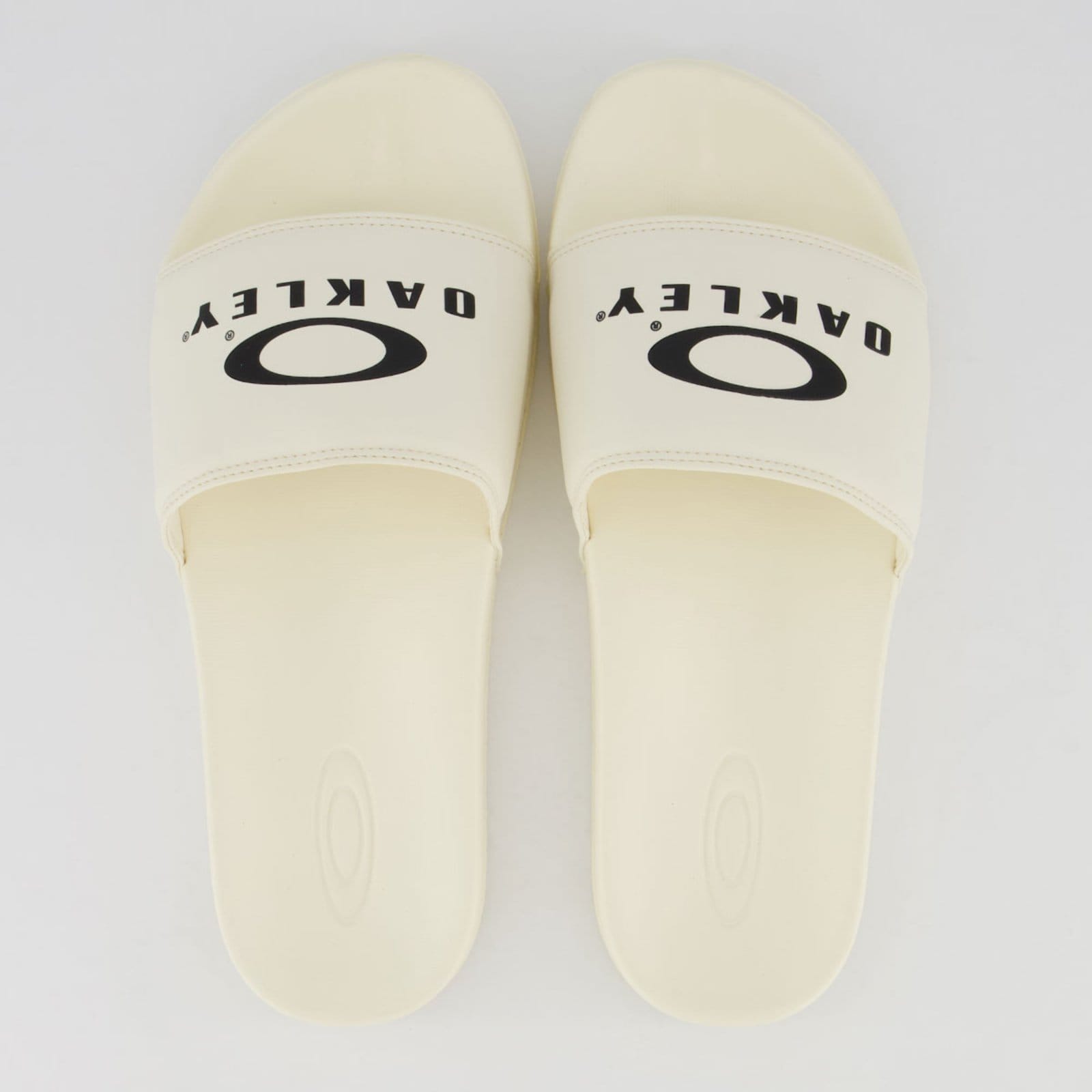 Chinelo Oakley Malibu Bark Off White