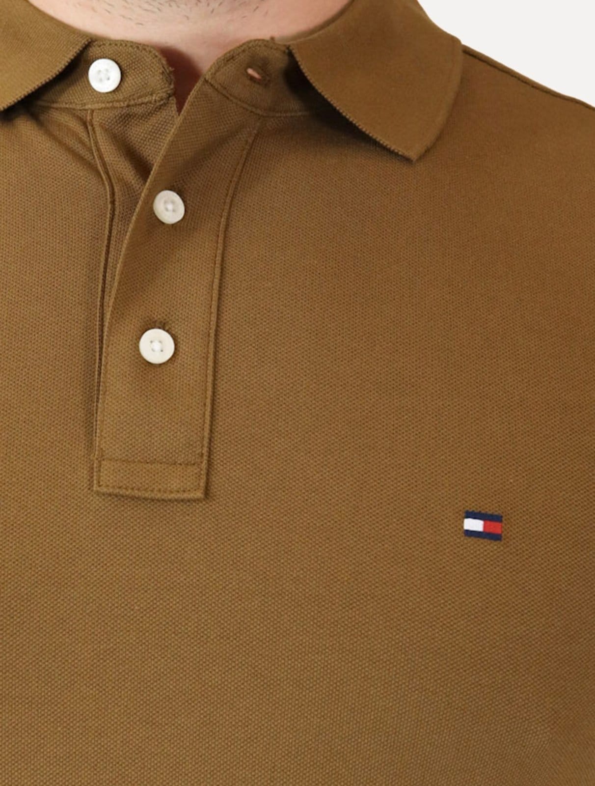 Vista 2 Polo Tommy Hilfiger Masculina Slim Piquet 1985 Marrom Tommy Hilfiger verde