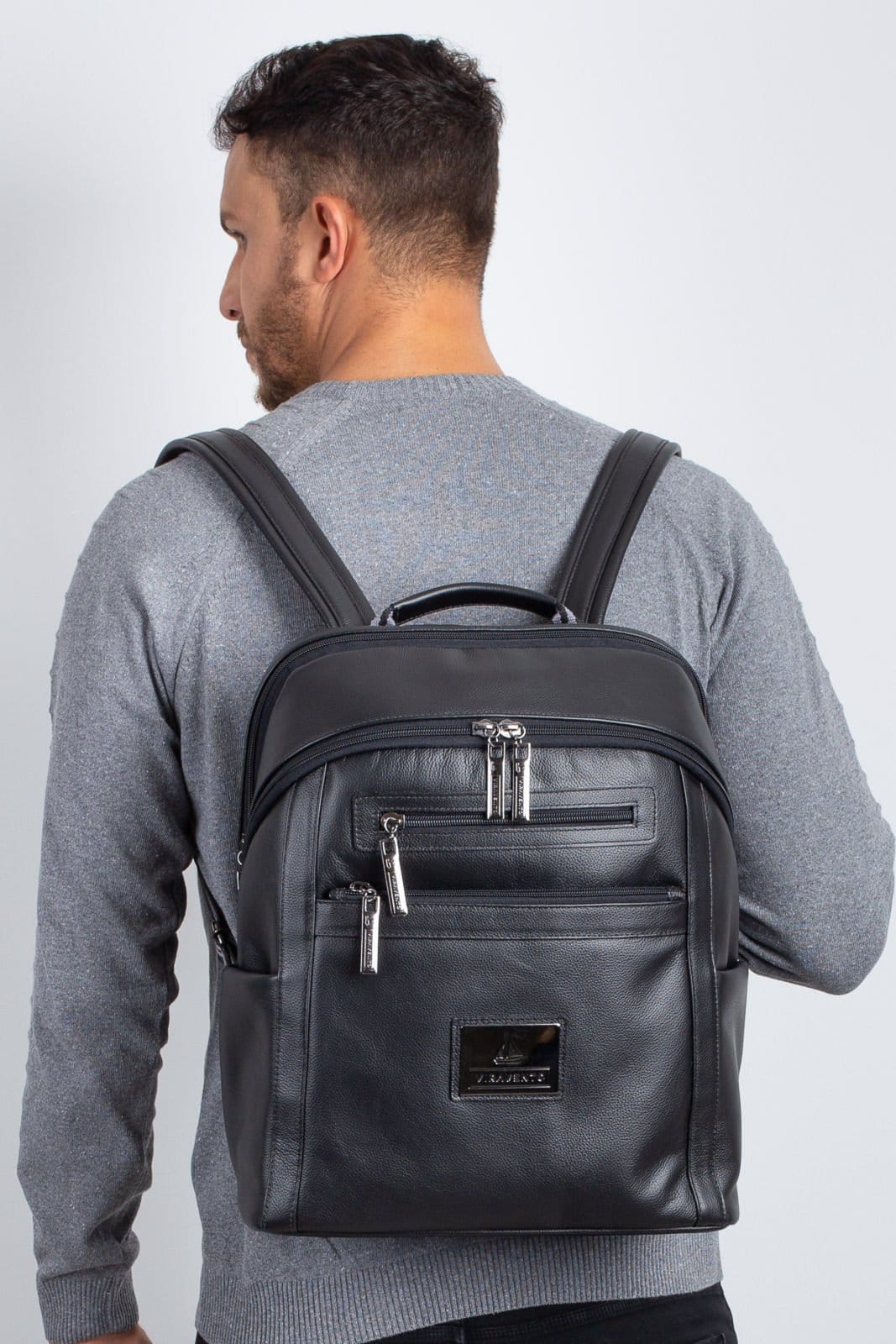 Vista 2 Mochila grande masculina de couro Marcelo - Preta Vira Vento café