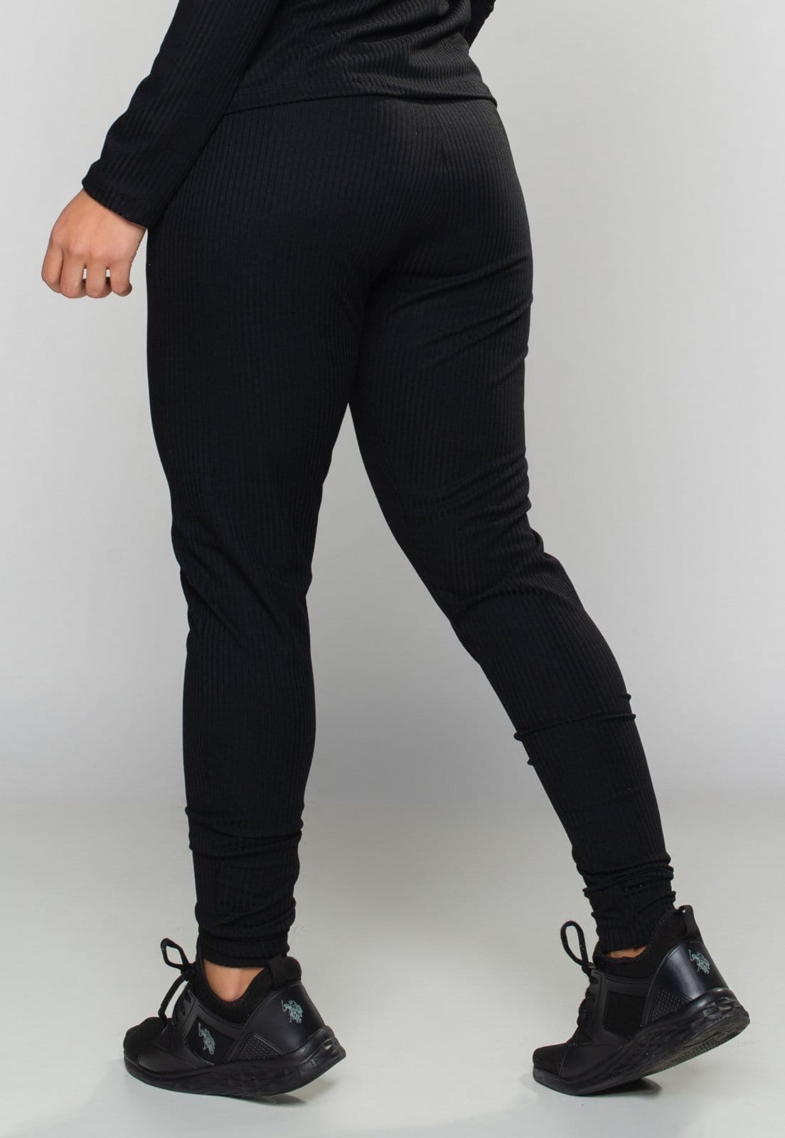 Vista 2 Calça Jogger MVB Modas Ribana Canelada Cintura Alta Preta Mvb Modas preto