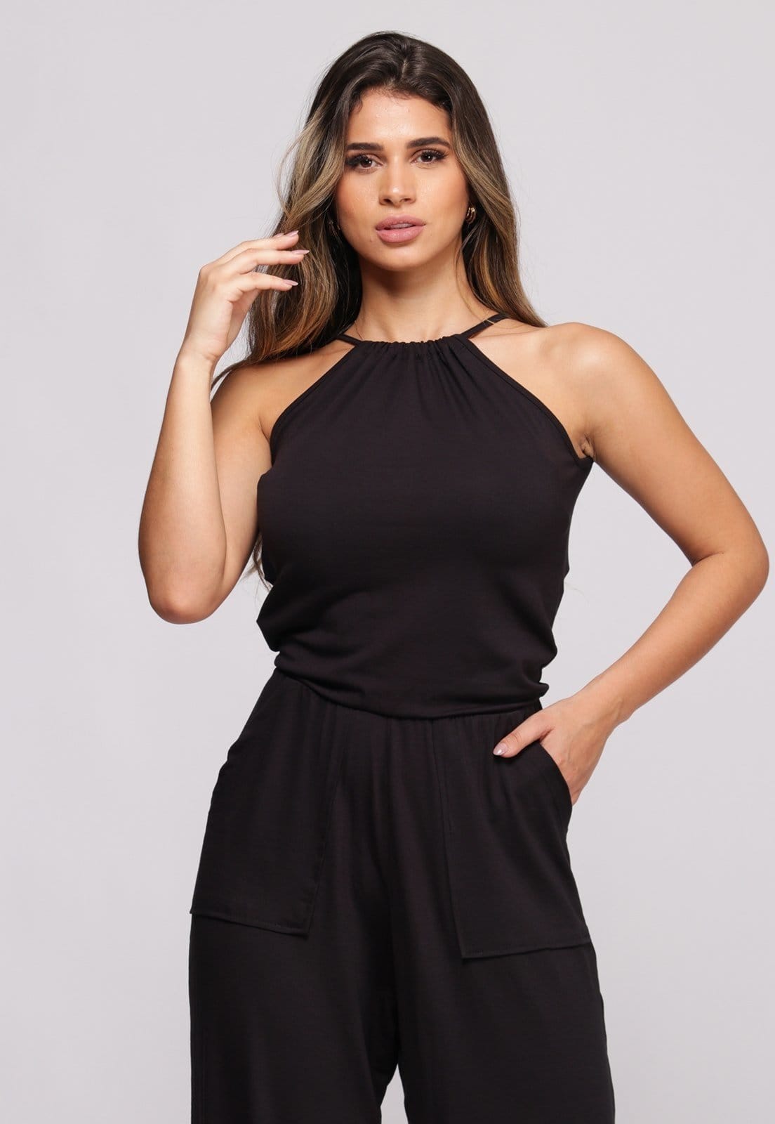 Vista 2 Macacão Pantalona Alças Finas B’Bonnie Larissa BBonnie preto