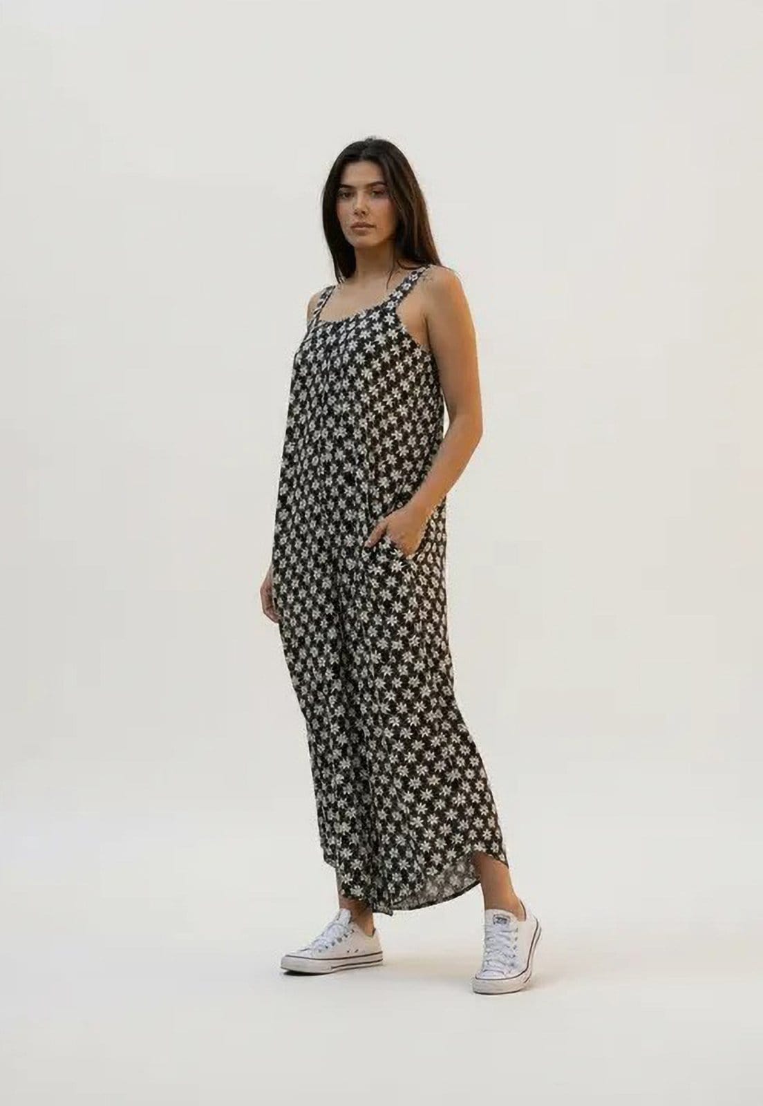 Macacão CabanaFree Saruel Guri Viscose Alça com Elástico Estampa Encanto das Margaridas