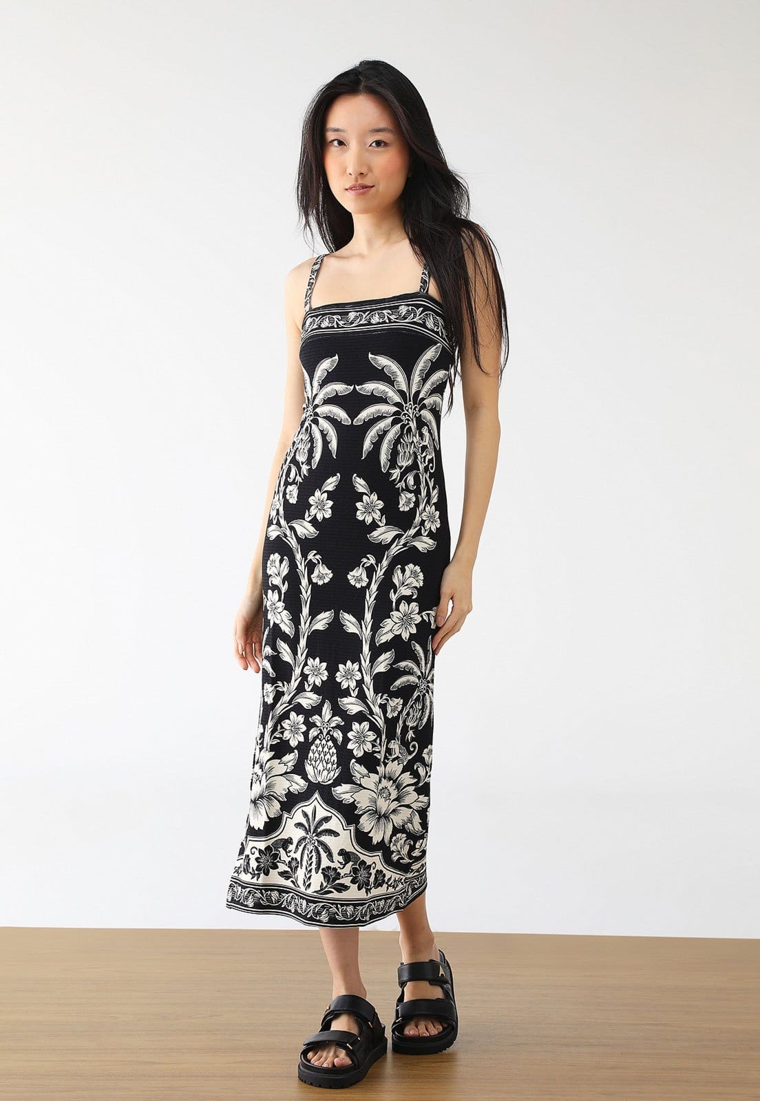 Vista 2 Vestido Canelado FARM Midi Guanacaste FARM preto