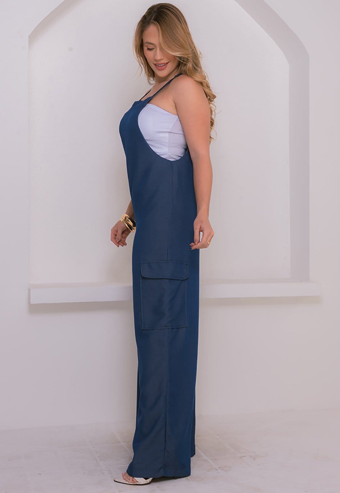 Vista 2 Jardineira de Viscose com Bolsos B'Bonnie Liz Jeans B'Bonnie azul