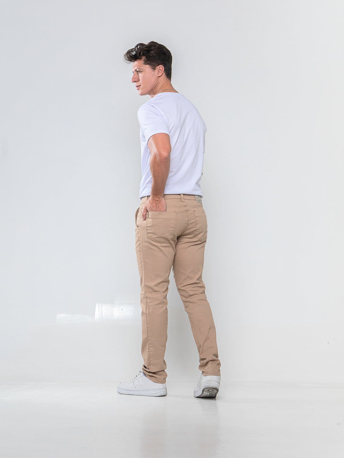 Vista 2 KIT 2 Calças Sarja Masculina Tempo Hábil Alfaiatada Skinny Caqui 5 Estilo cáqui caqui