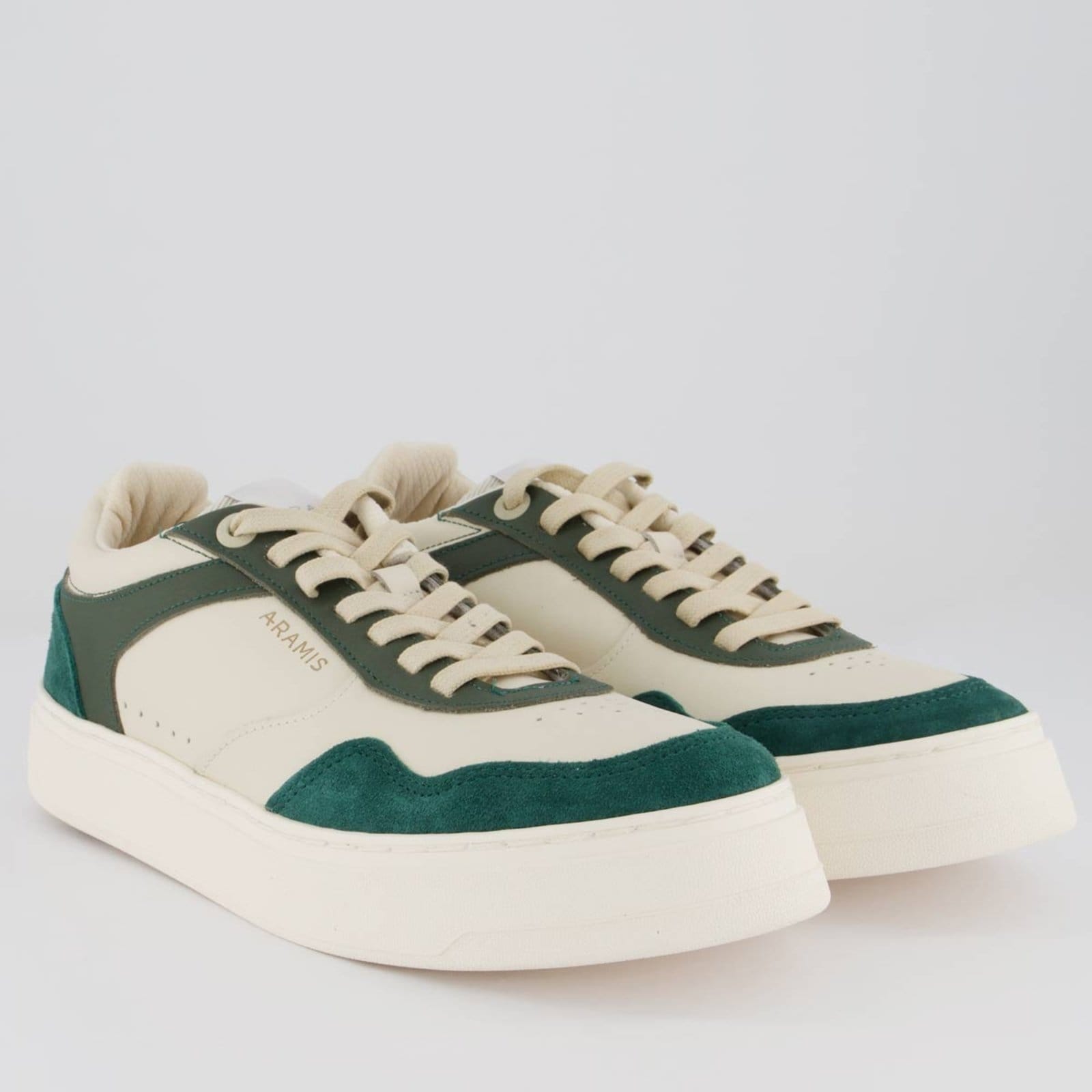 Vista 2 Tênis Aramis Legacy Crook Branco e Verde Aramis branco verde