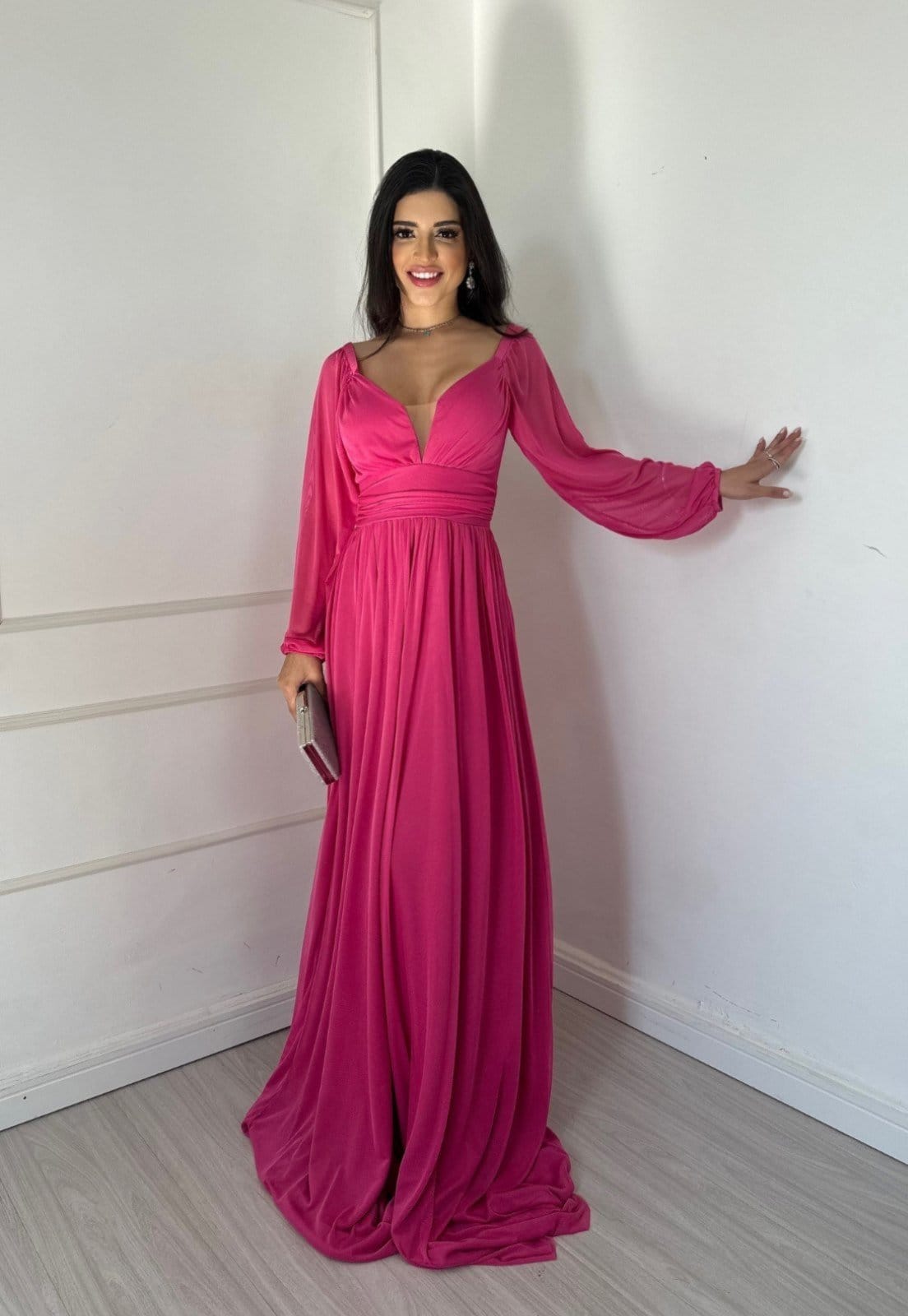 Vestido Longo Manga Longa Micro Tule Fernanda Para Festa, Madrinhas, Convidadas E Formandas