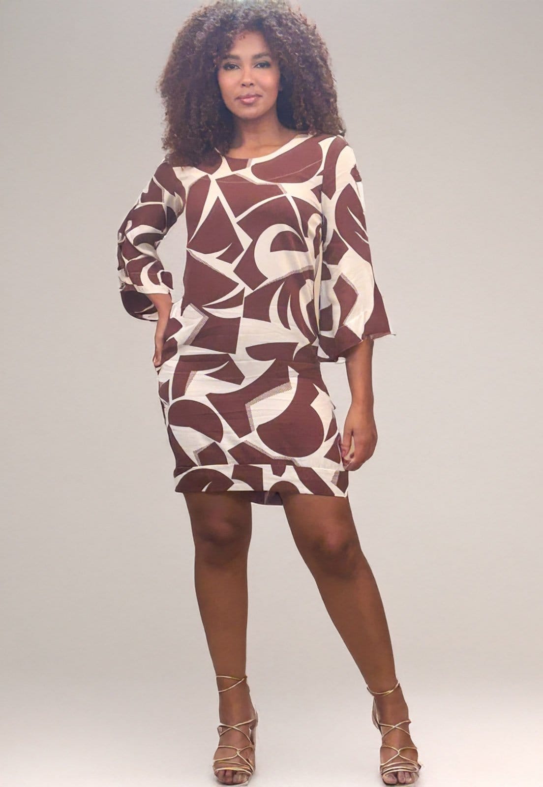 Vestido Curto Cabanafree Balli Manga Ampla Estampa Raízes Marrom