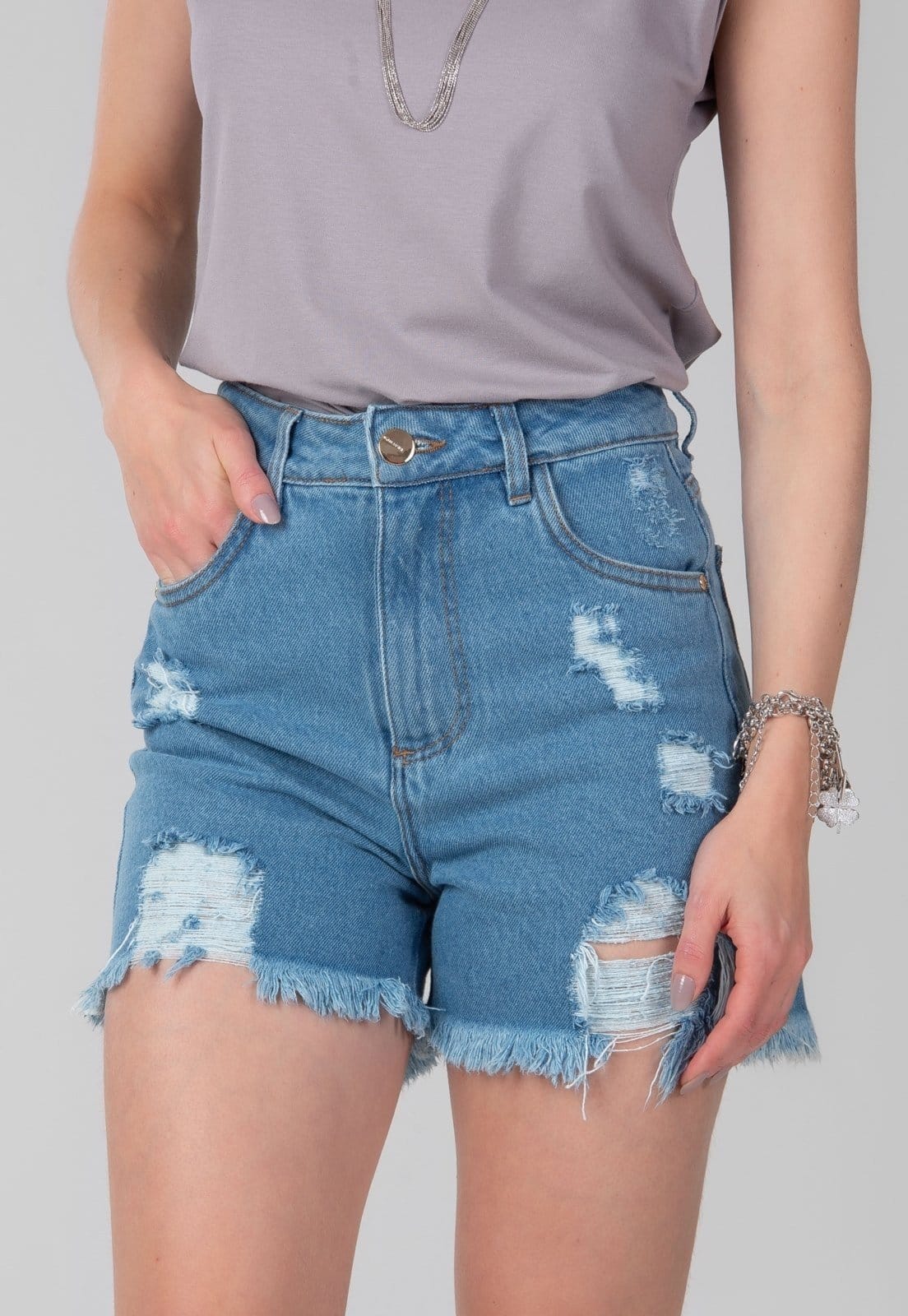 Vista 2 Short Jeans Traymon Destroyed 5 Bolsos Claro Traymon azul
