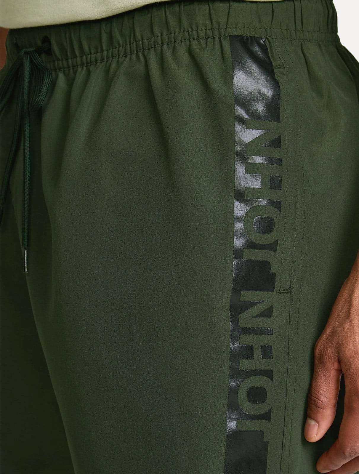 Vista 2 Short John John Masculino Bora John John verde militar