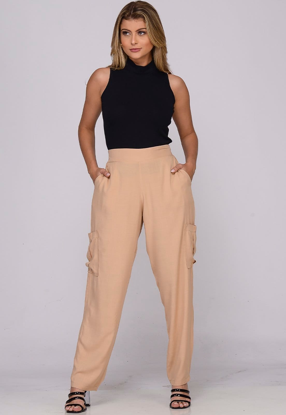 Calça Cargo de Viscose com Bolsos B’Bonnie Moana