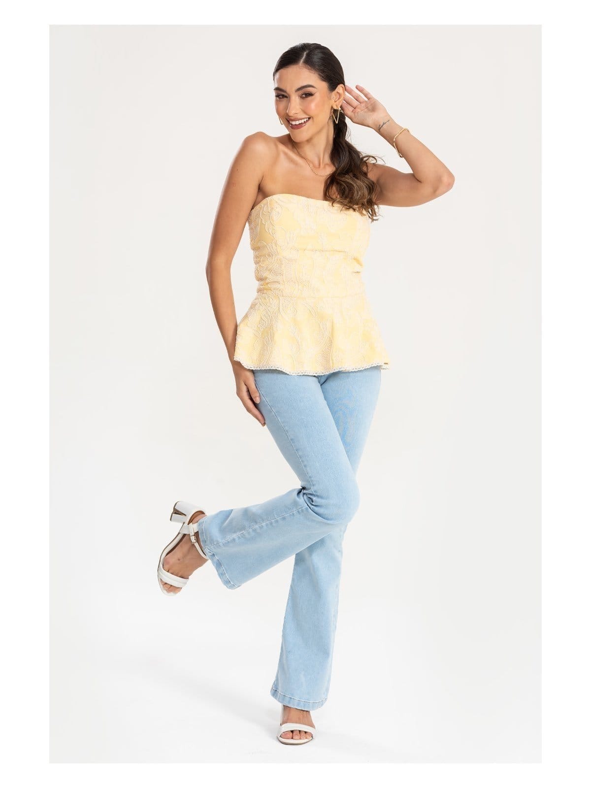 Vista 2 Calça Flare Brizza Feminino Clara NEW DENIM jeans