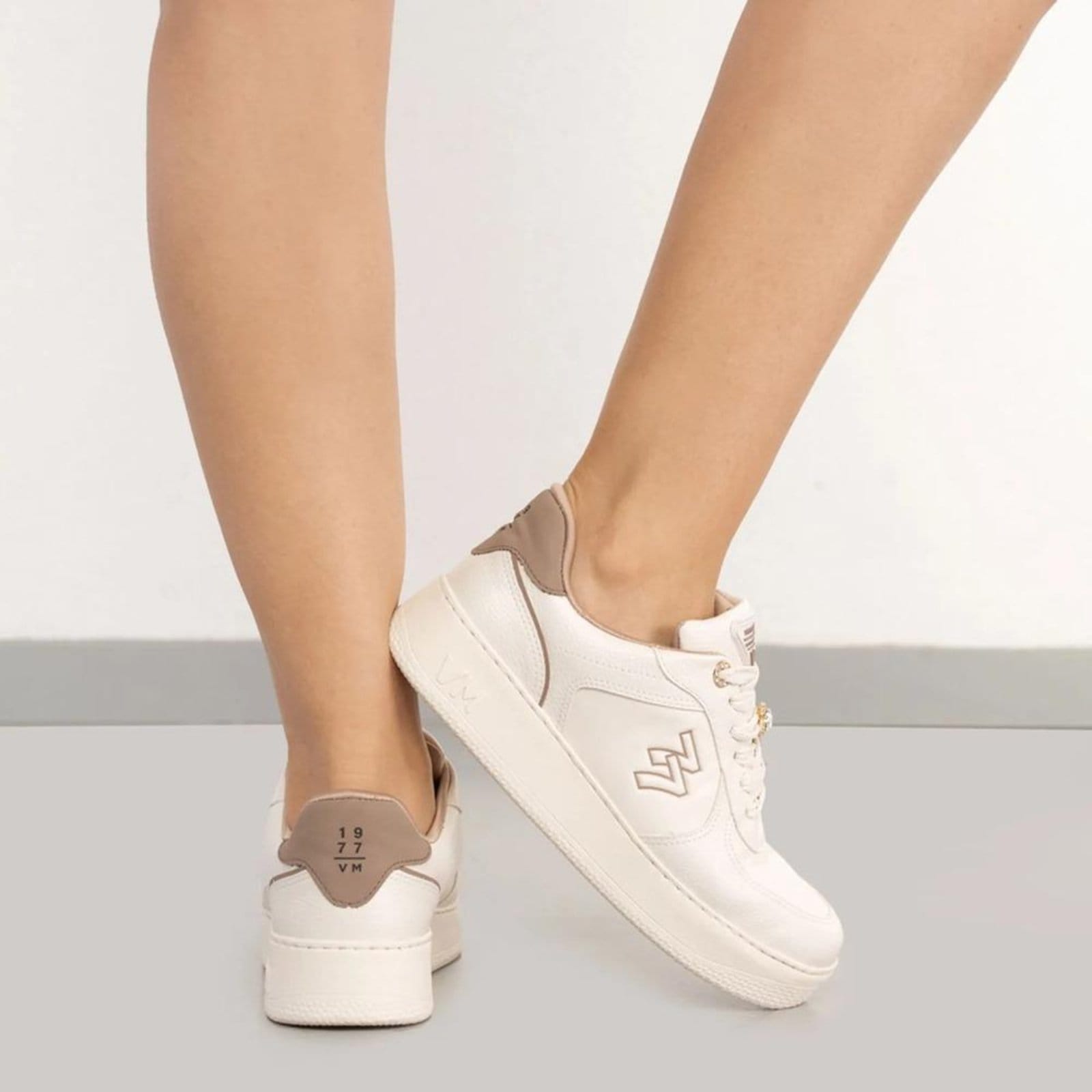 Vista 2 Tênis Casual Via Marte 77 Feminino Off-white VIA MARTE off-white white