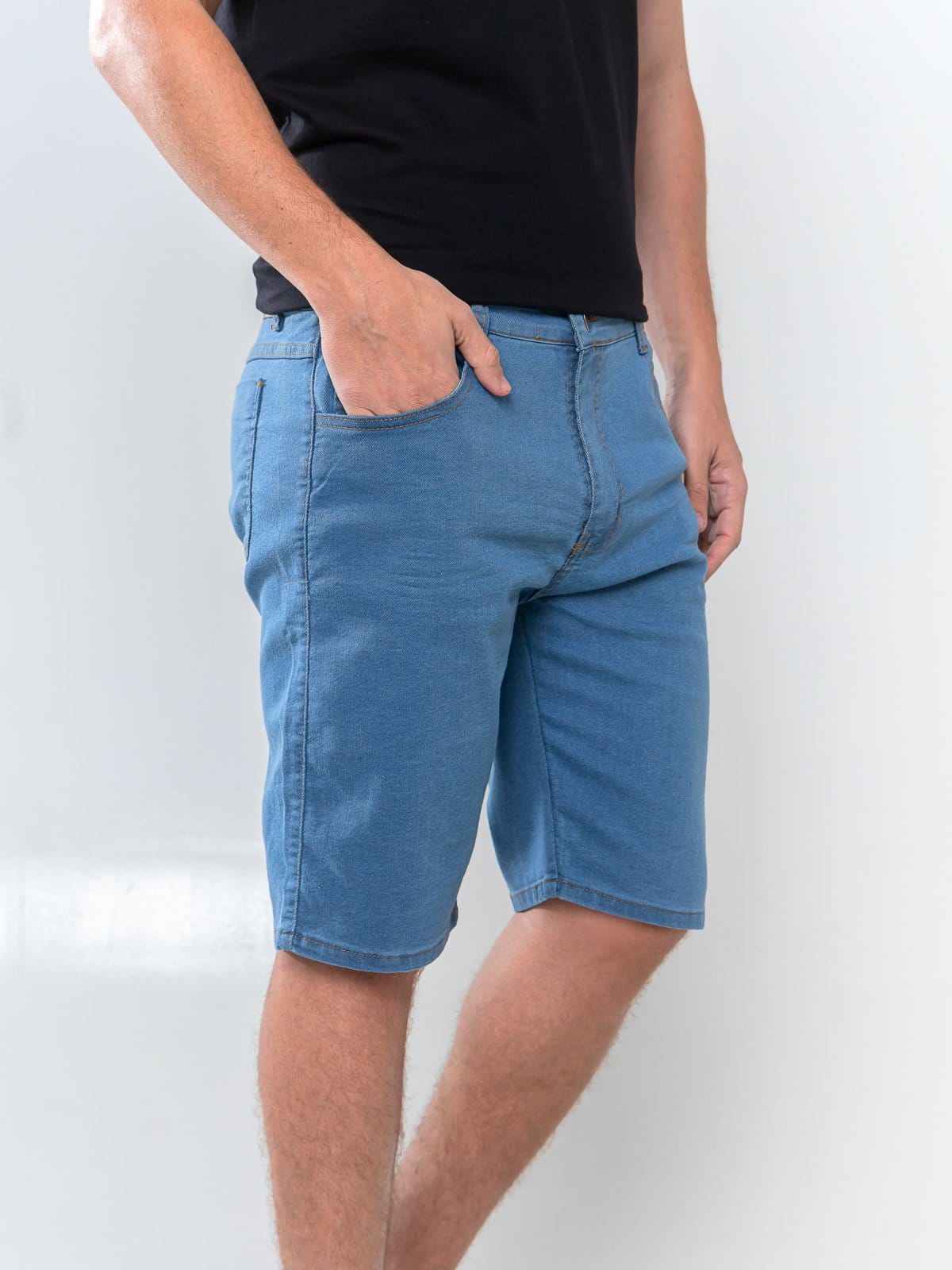 Bermuda Jeans Masculina Lisa Alpha Street Wear Confortavel e Casual Claro