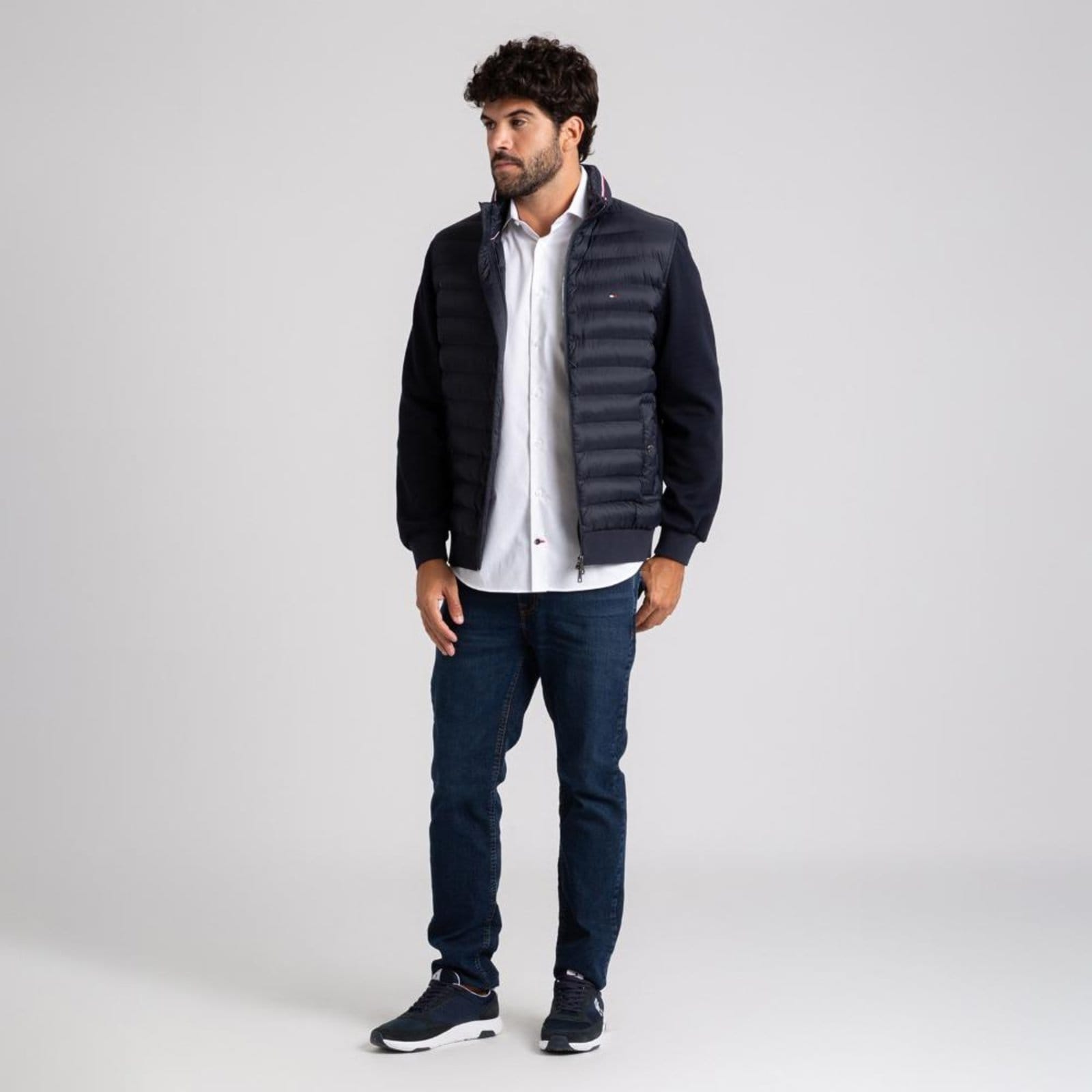 Vista 2 Moletom Acolchoado Gola Alta - EEG Tommy Hilfiger azul marinho