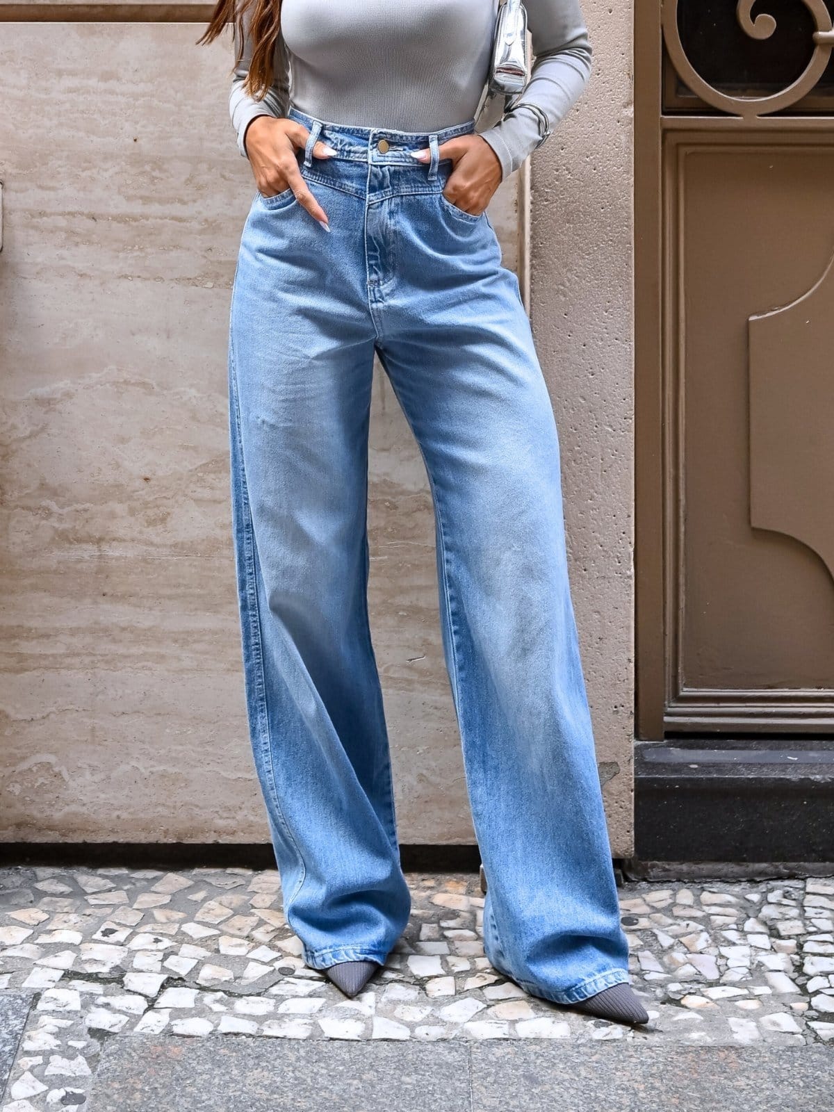 Calça Jeans Wide Leg Feminina Claro