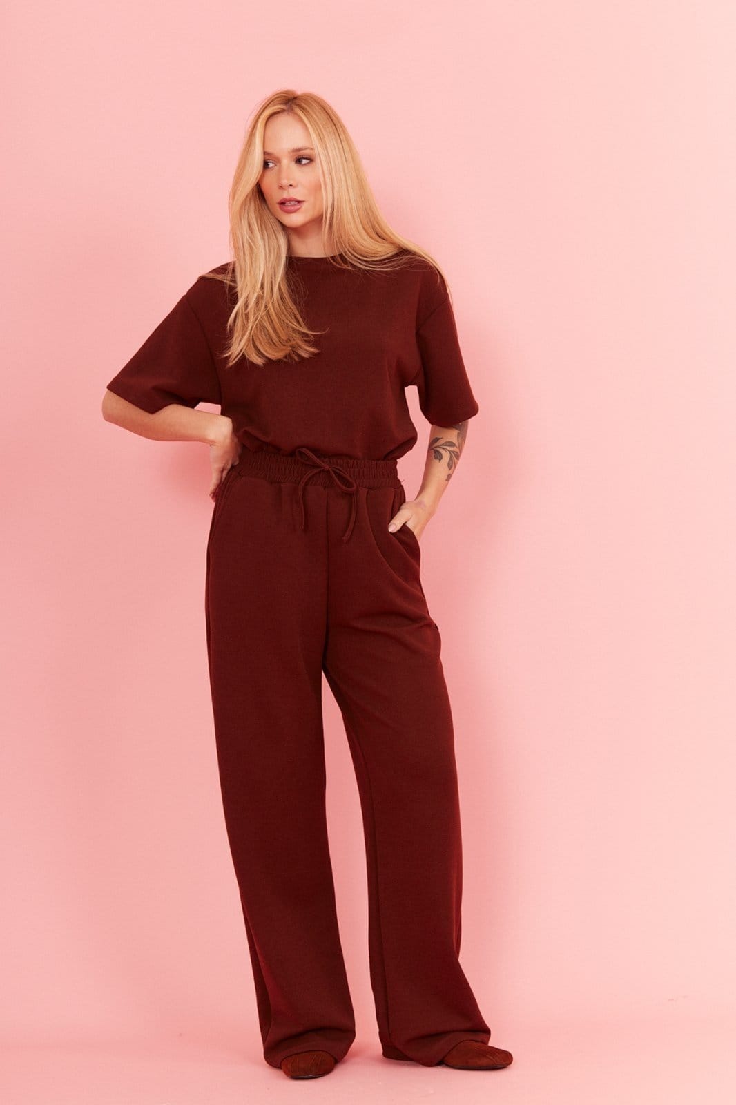 Vista 2 Calça In Love Karen Marrom In Love preto