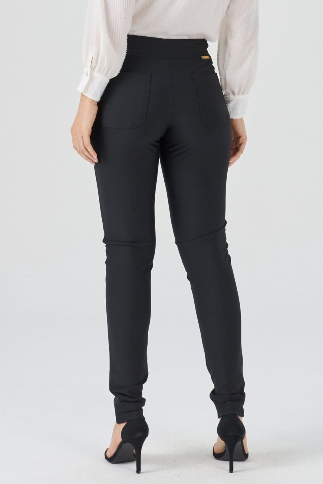 Calça PKS Skinny Preta