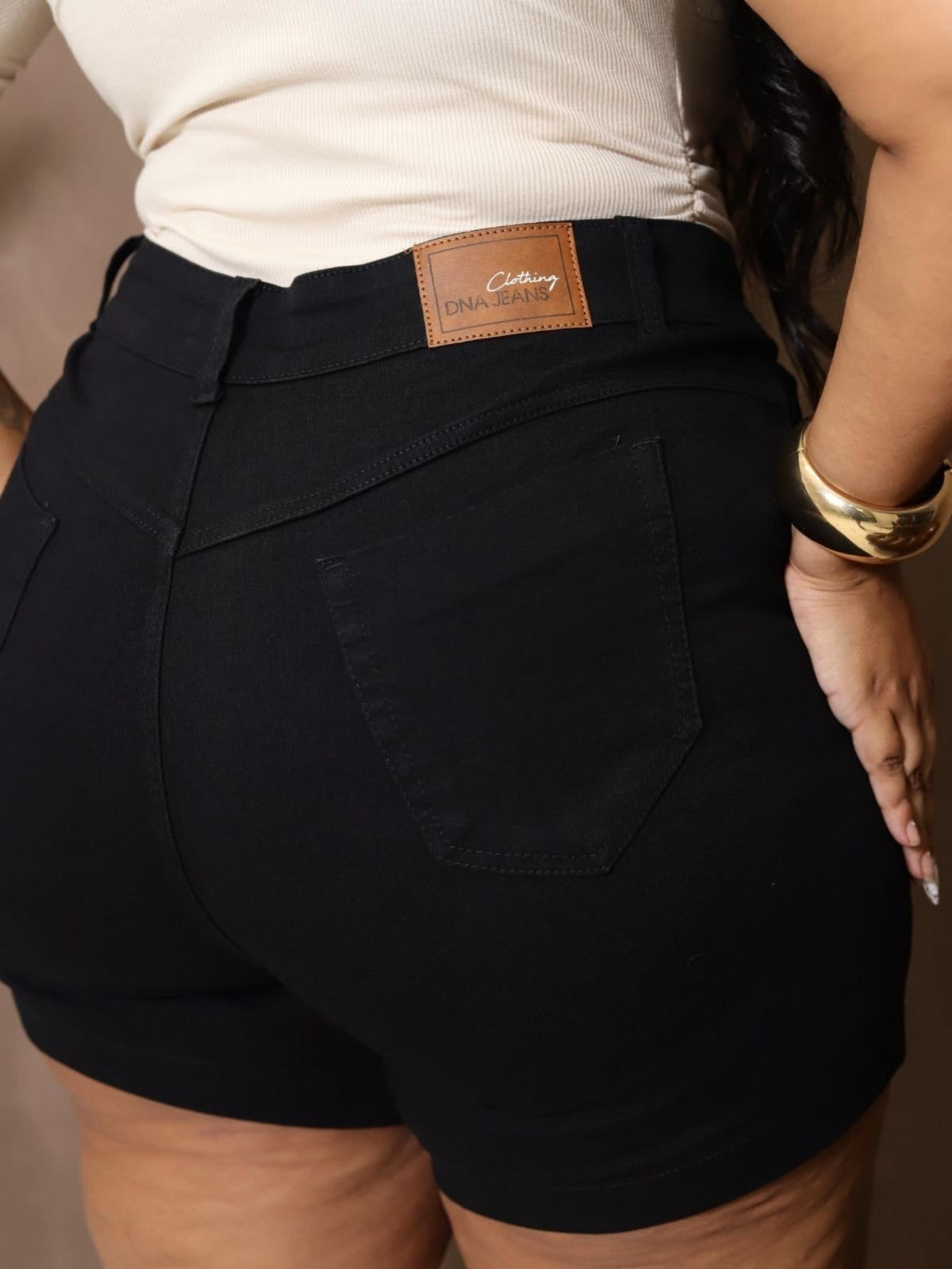 Vista 2 Short Donna De Paula Meia Coxa Feminino Plus Size Com Elastano E Cintura Alta Donna de Paula preto