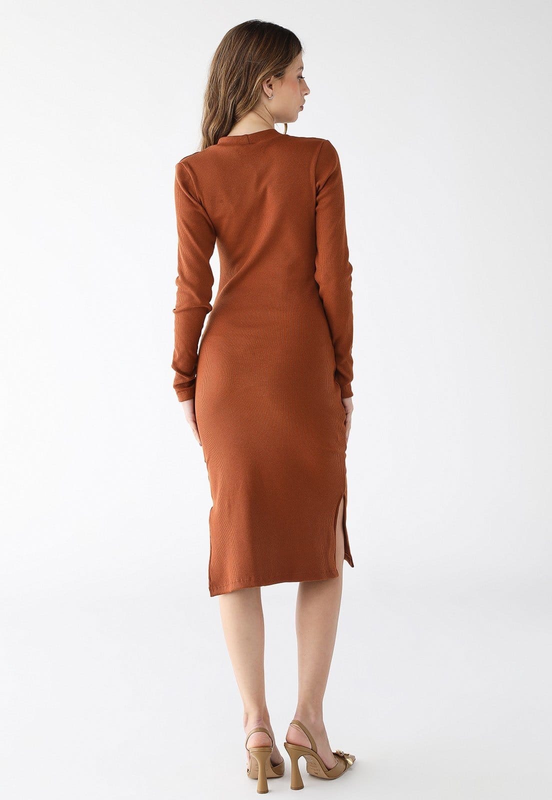 Vista 2 Vestido Midi Manga Longa Fendas Laterais Ribana Premium 77VS LEVOSCH caramelo