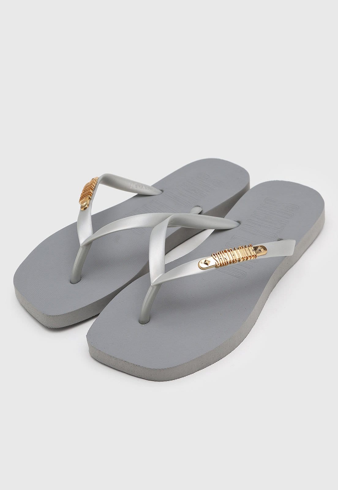 Vista 2 Chinelo Feminino Santa Lolla Detalhe Metálico Santa Lolla cinza