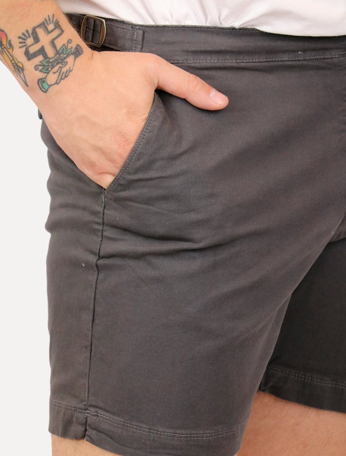 Vista 2 Bermuda Sergio K Masculina Chino Sarja Elastano Fivela Chumbo Sergio K cinza