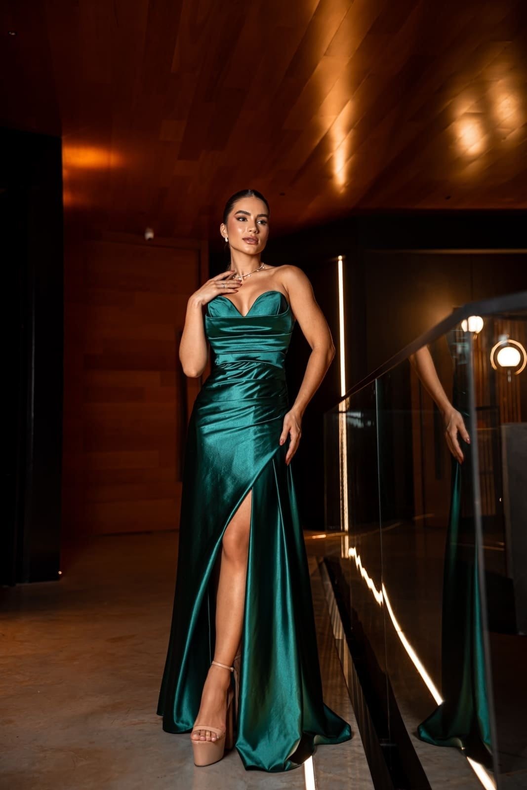 Vestido Longo de Festa Madrinhas Tomara que Caia Corselete com Fenda Arlye Petróelo