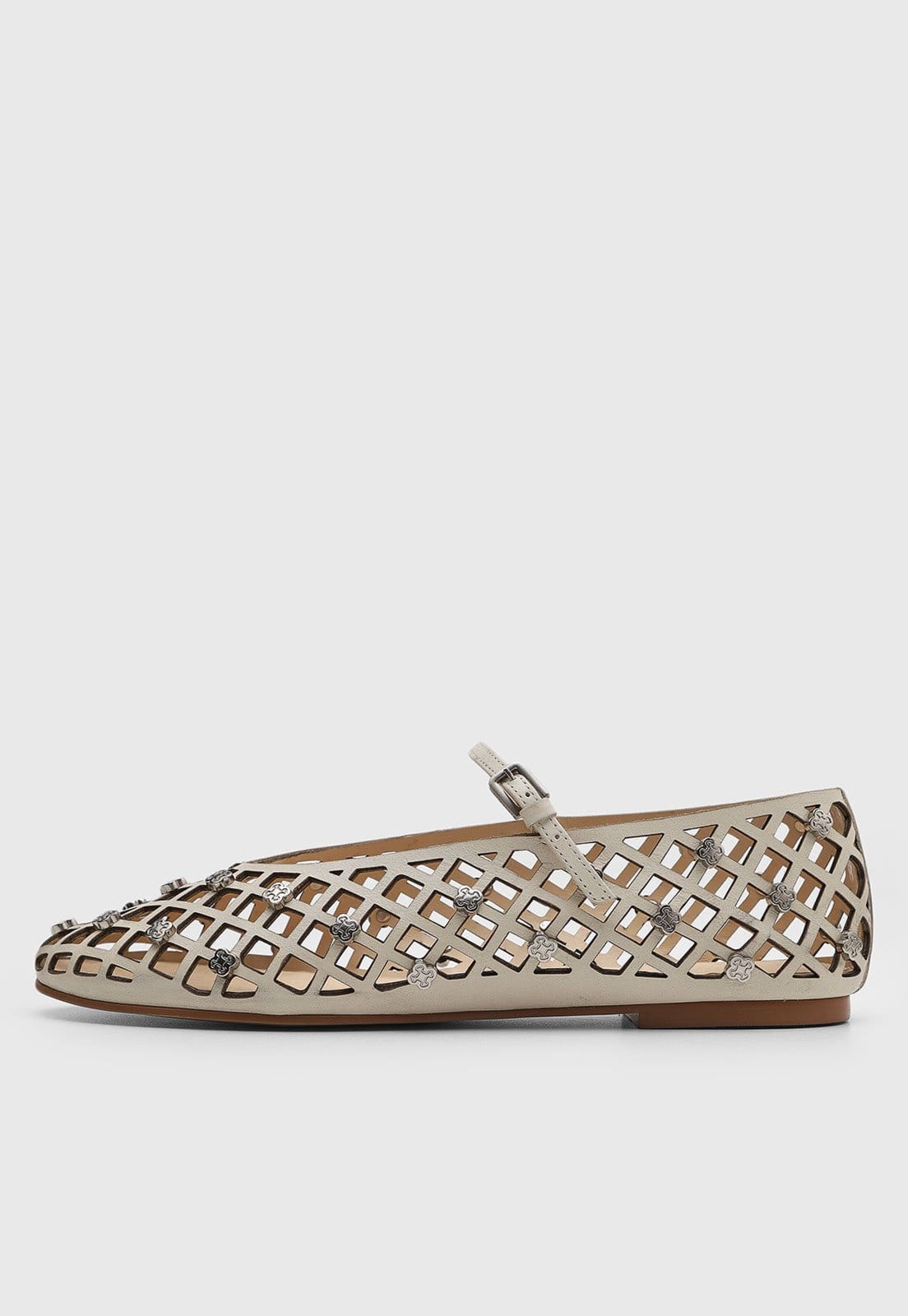 Sapatilha Feminina Capodarte Vazados Flor Off-White