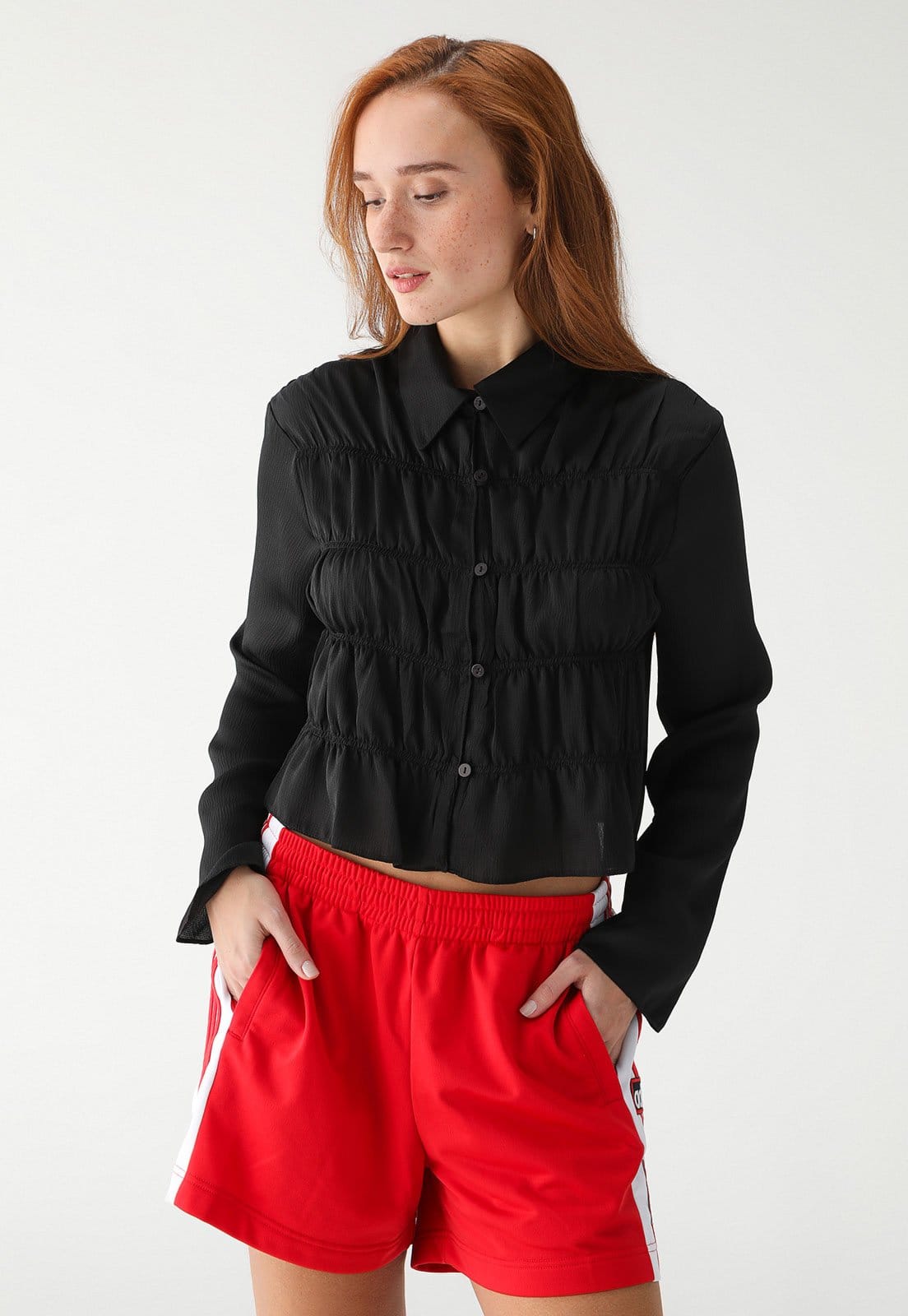 Camisa Cropped TOPSHOP Reta Franzida Preta