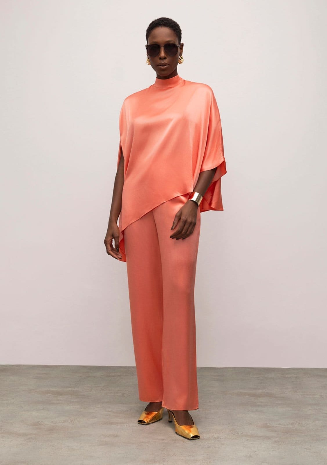 Calça Iódice Reta Cós Alto Bolso-Faca