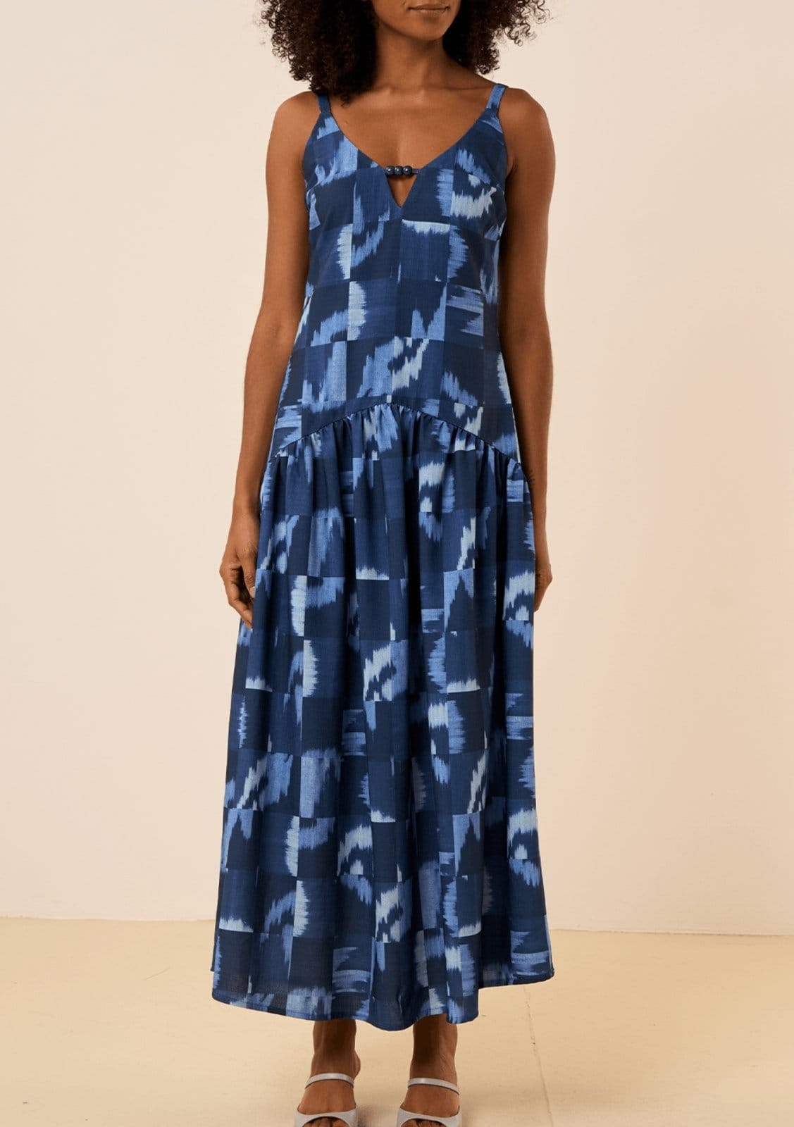 Vista 2 Vestido Maria Valentina Ajustado Decote V Com Alça Midi Maria Valentina azul