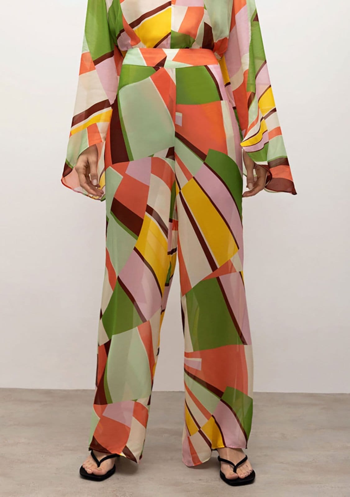 Vista 2 Calça Iódice Pantalona Cós Alto Detalhe Zíper IÓDICE verde