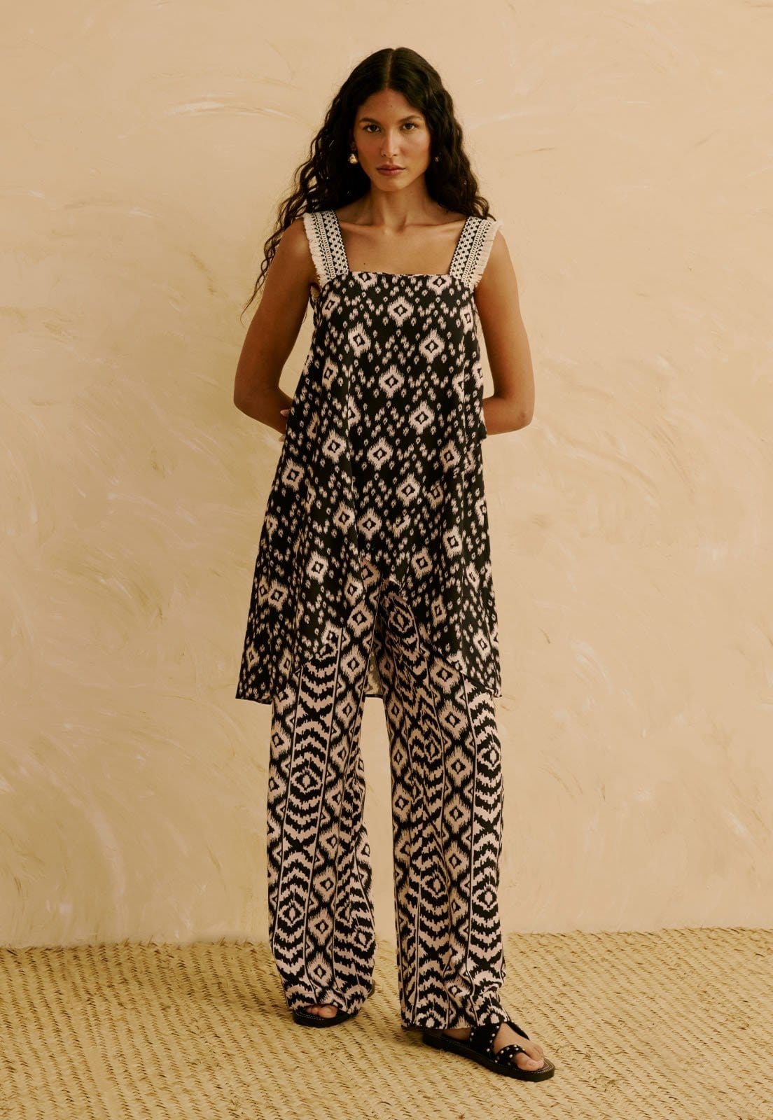 Calça Pantalona Elástico Costas Estampada Puno