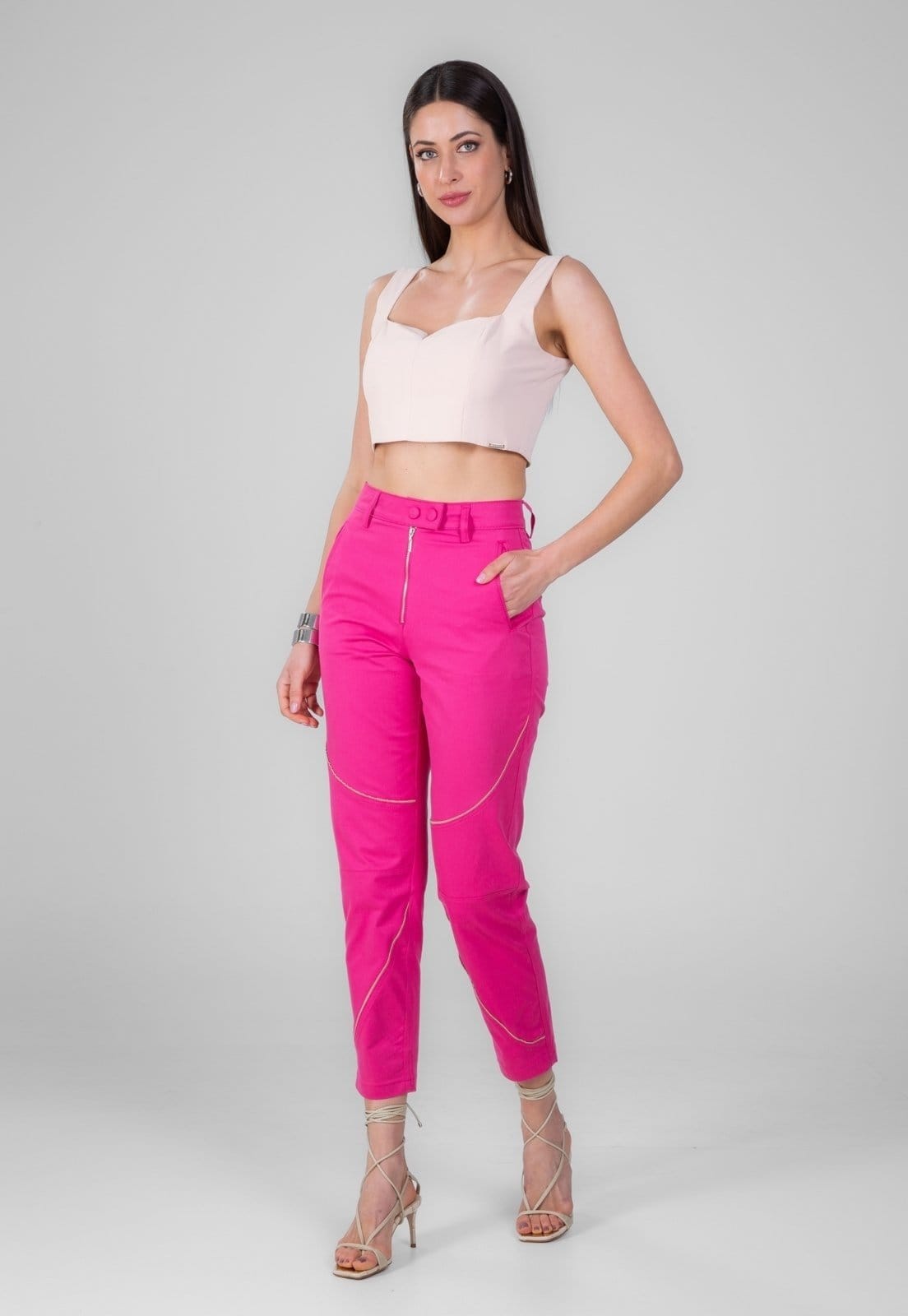 Calça Alfaiataria Traymon Com Recortes