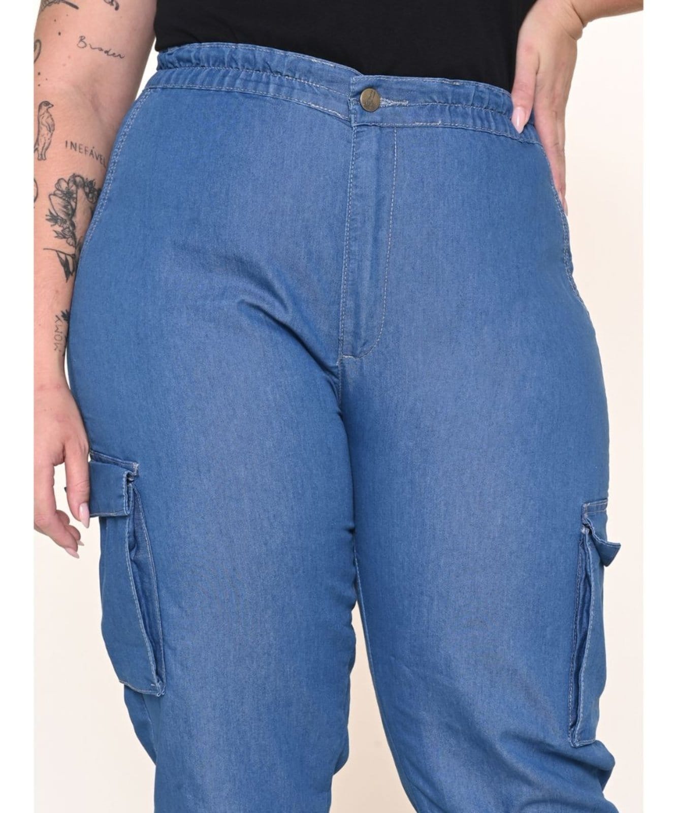 Vista 2 Calça Feminina Jogger Plus Cargo Razon Jeans azul