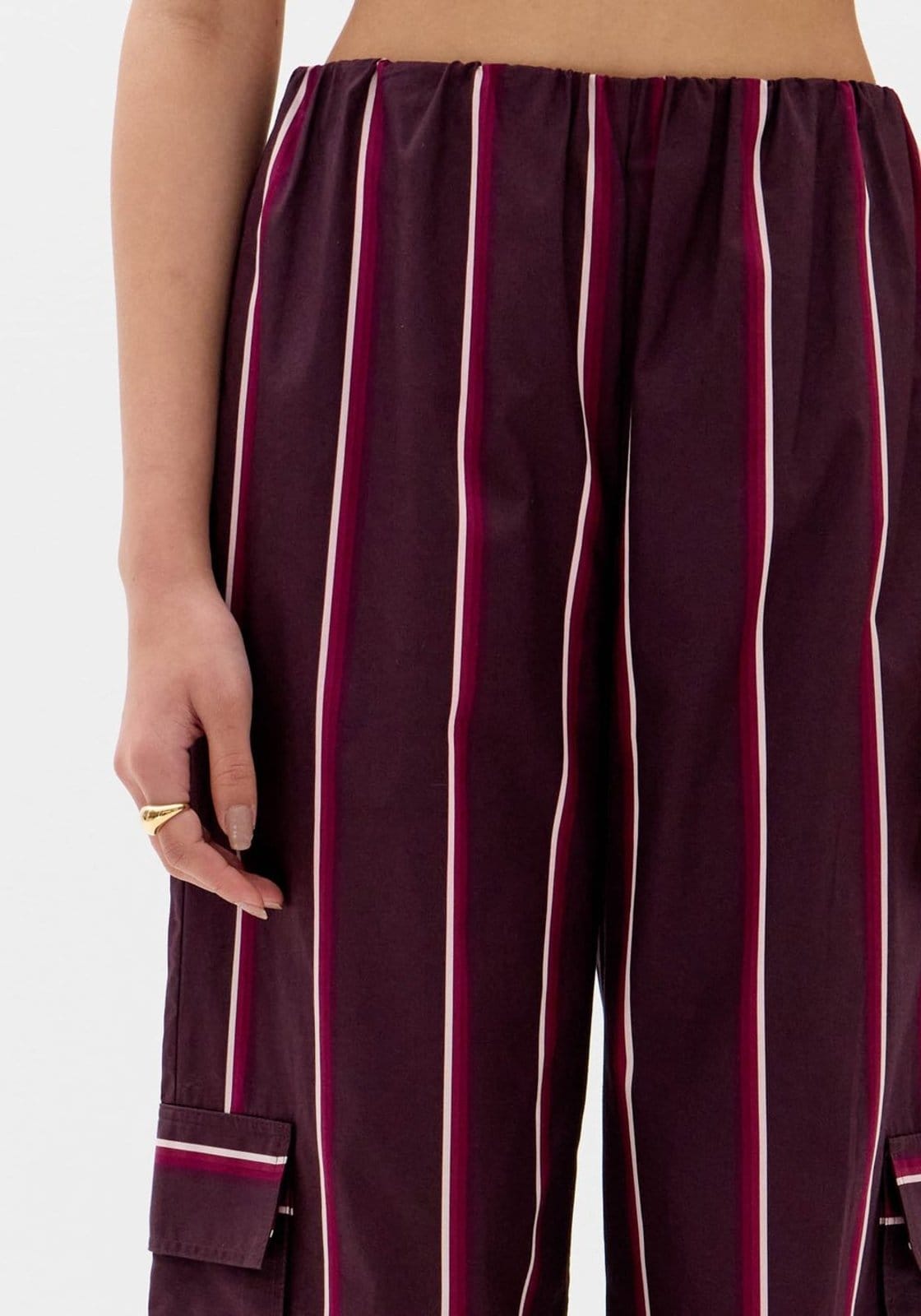 Vista 2 Calça Wide Leg Cintura Média Cargo Listrado My Favorite Things vermelho