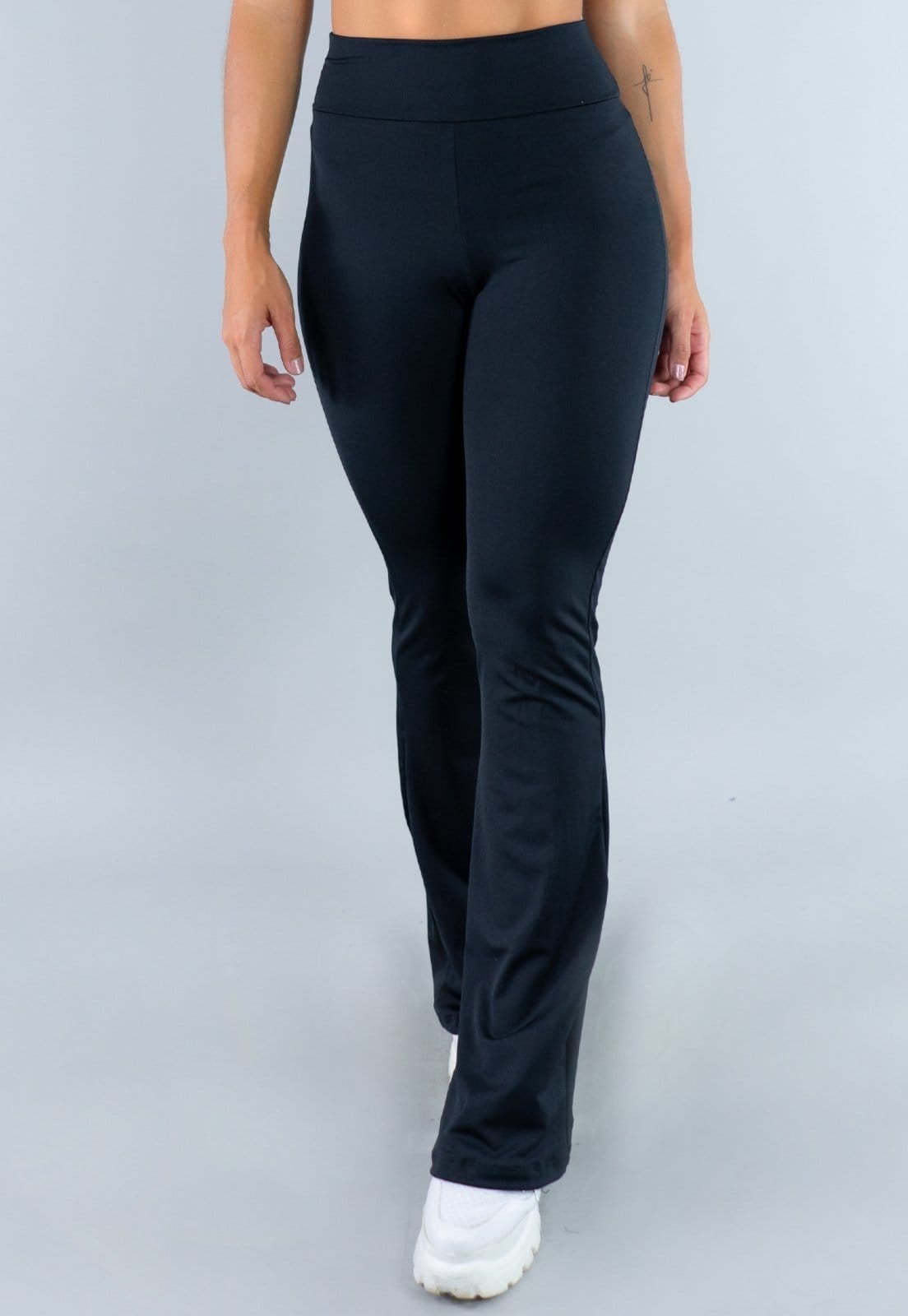 Calça Flare MVB Modas Feminina Pantalona Suplex Lisa Preta