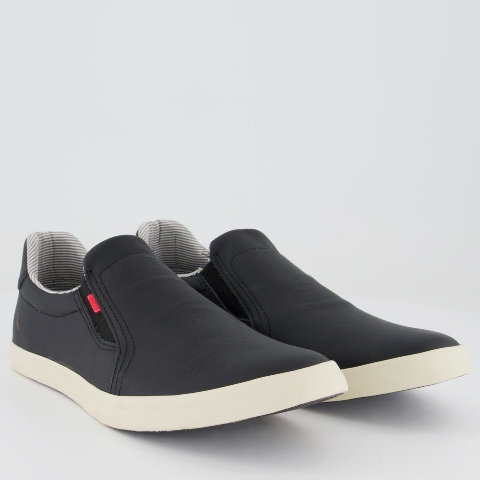 Vista 2 Tênis Reserva Lapa II Reserva preto