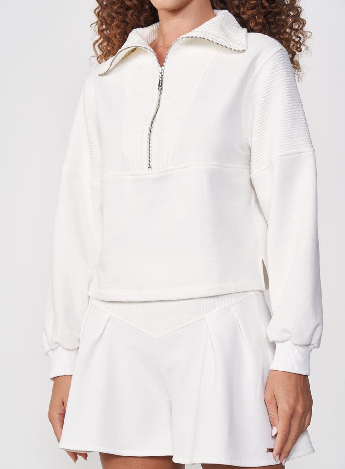 Blusão Canelado Detalhe Moletom Colcci CLC Off Shell